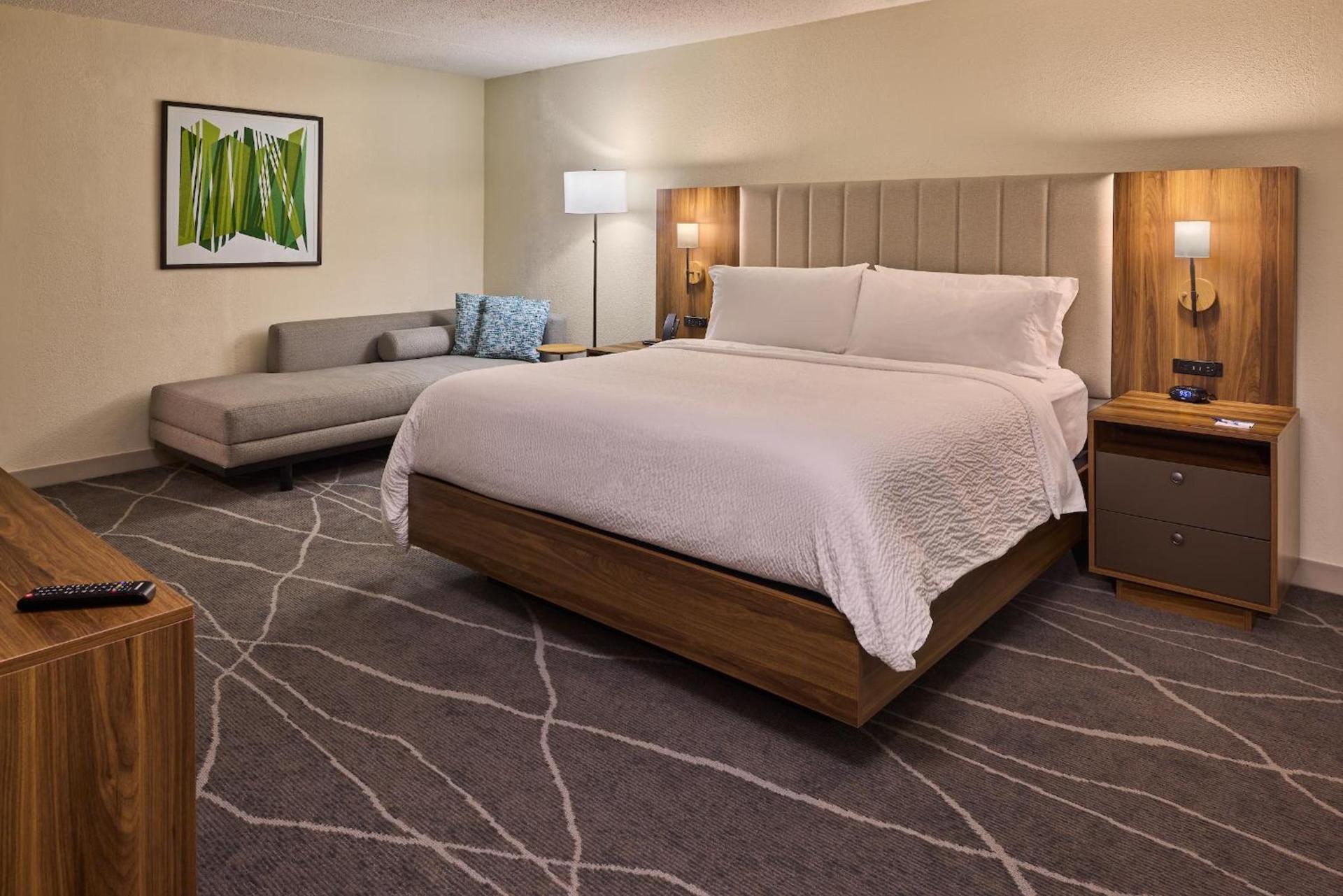 Holiday Inn Express & Suites Charleston DWTN - Medical CTR by IHG photo 13