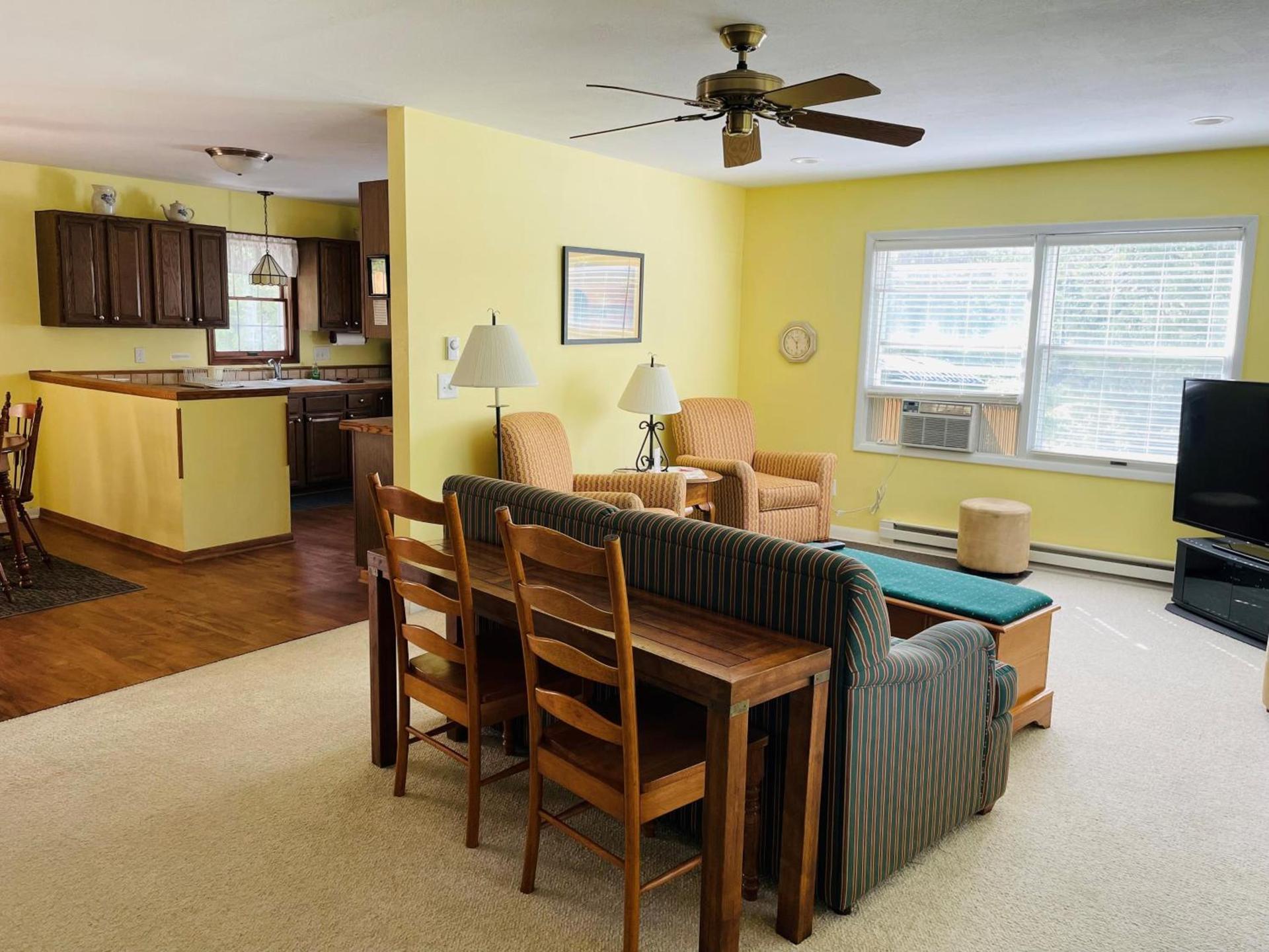 Parkside Inn photo 7