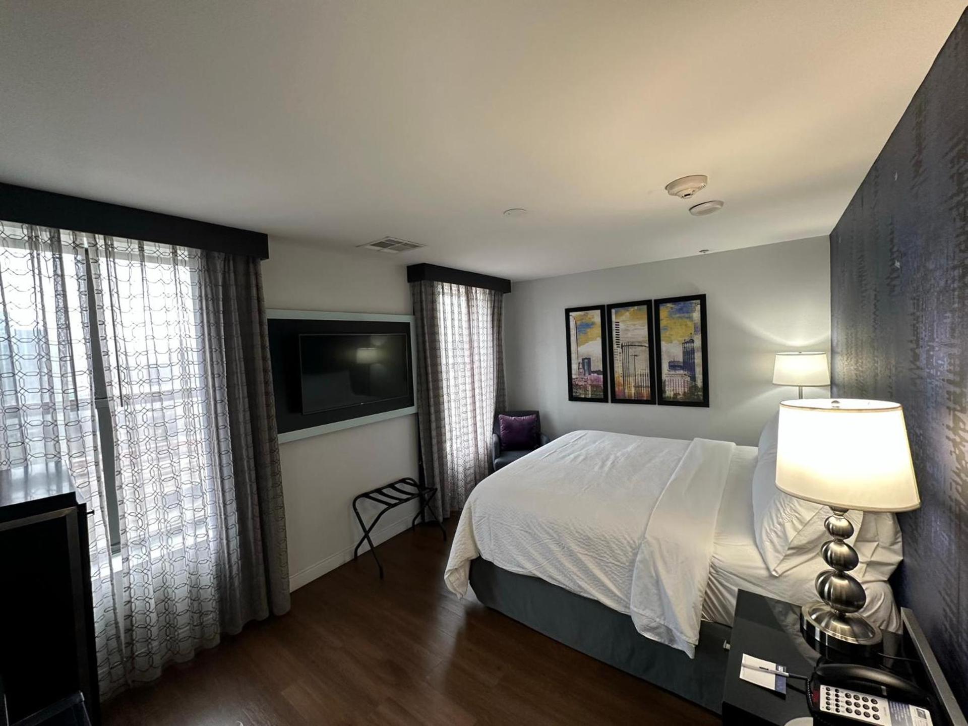 Holiday Inn Express - Dallas Downtown by IHG photo 65