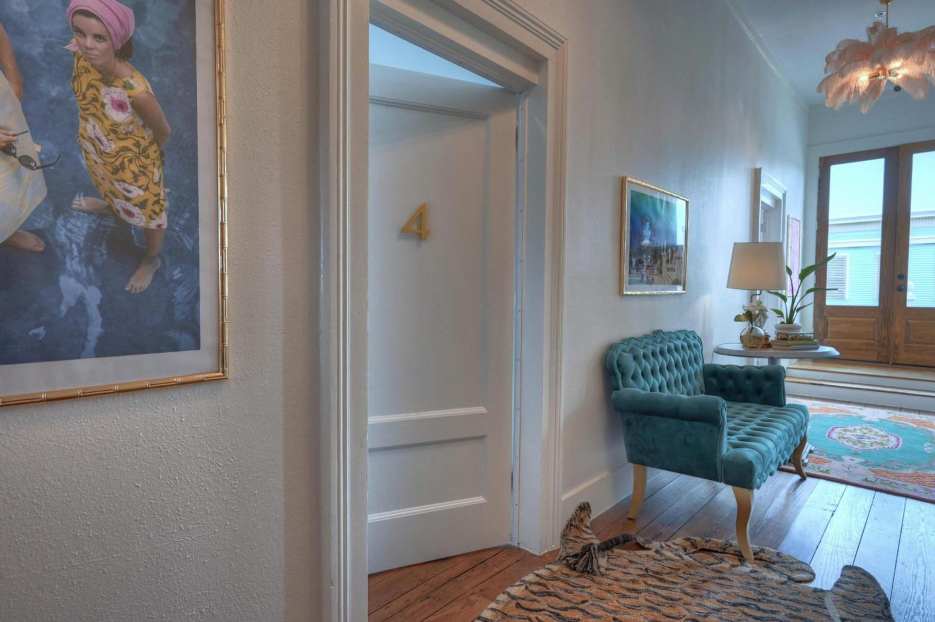 Sugars Inn Room 4 Historic NOLA Charm in Downtown Galveston photo 9