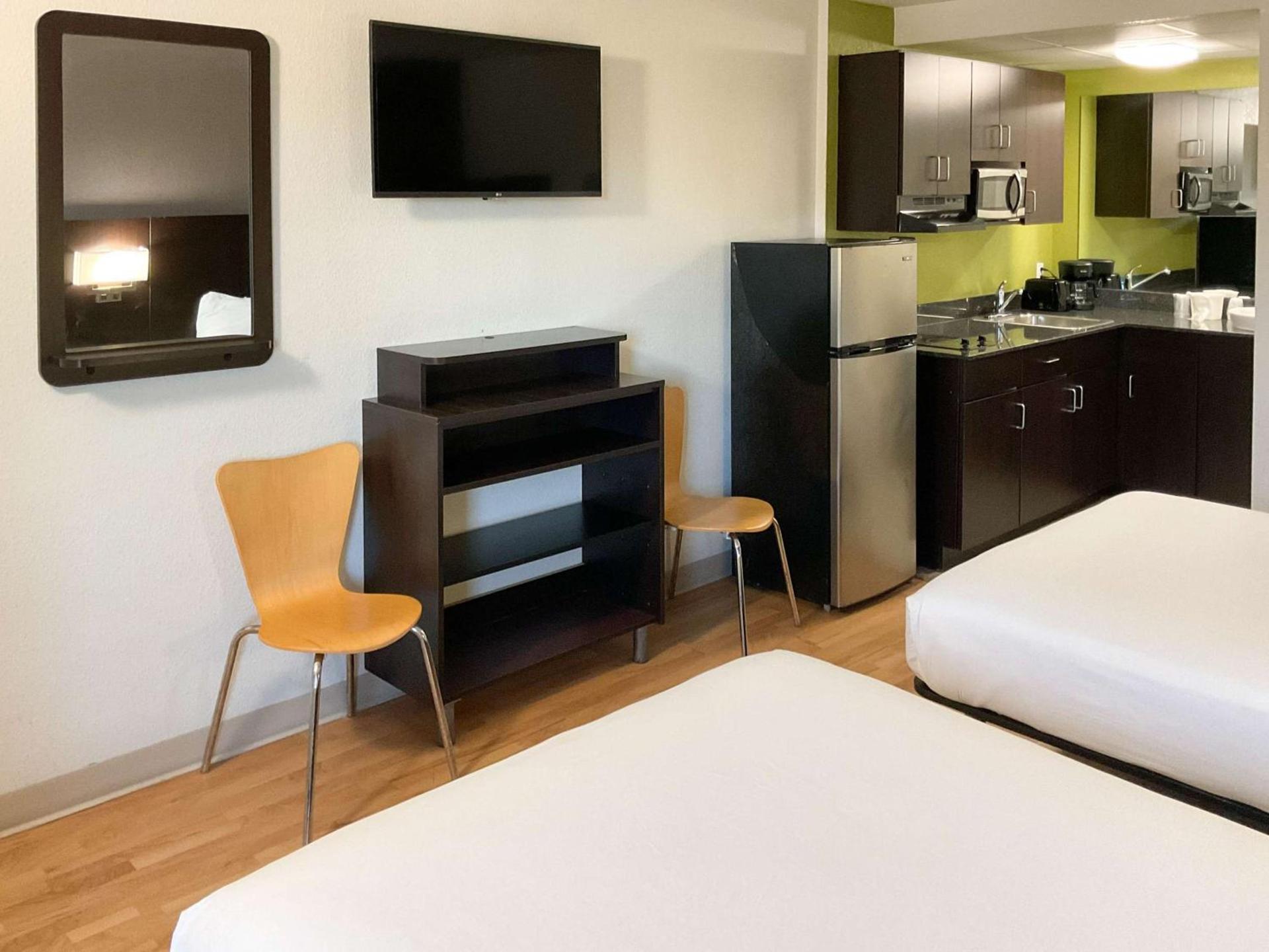 Motel 6-Columbus, GA - Downtown photo 8