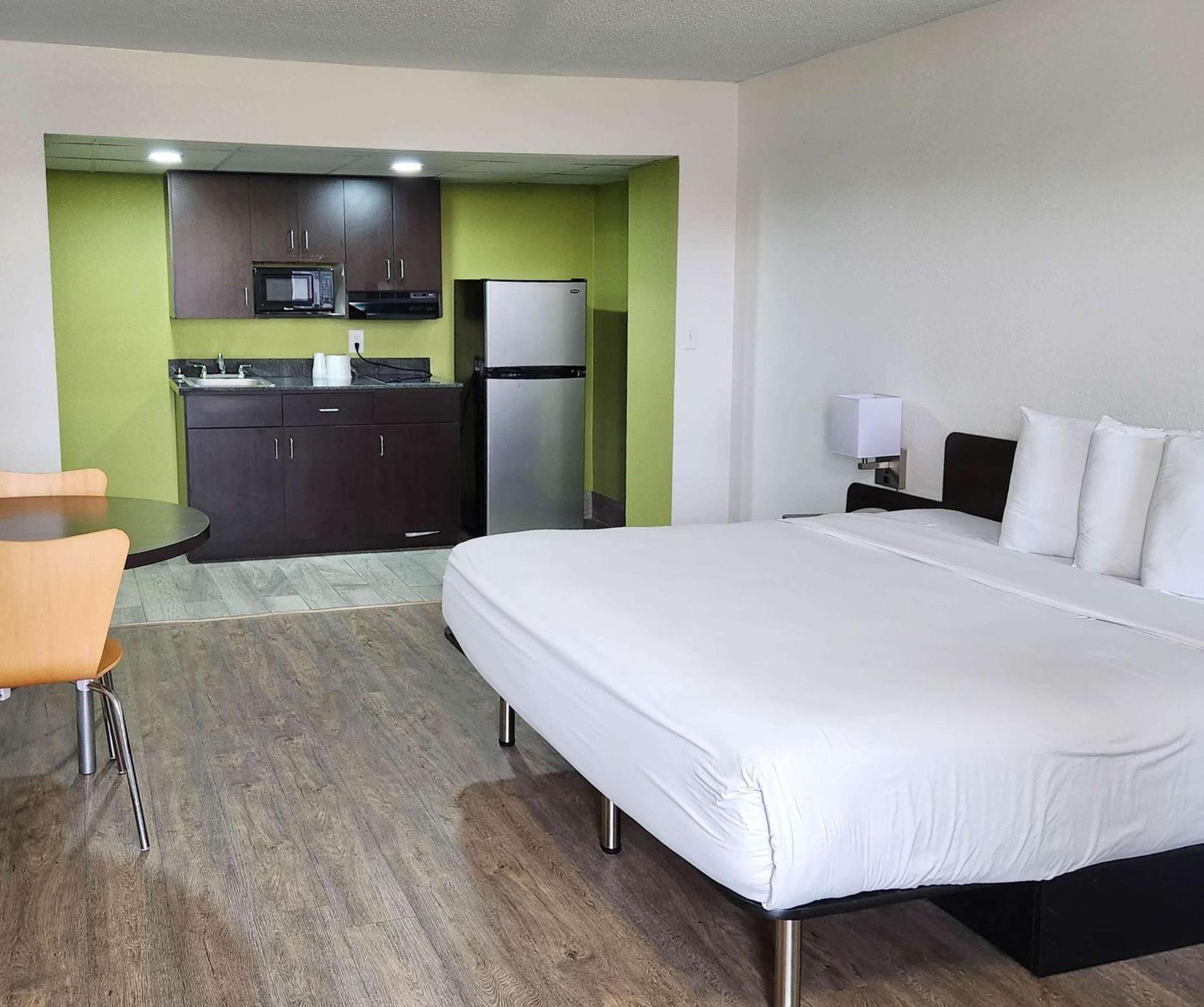 Motel 6-Columbus, GA - Downtown photo 16
