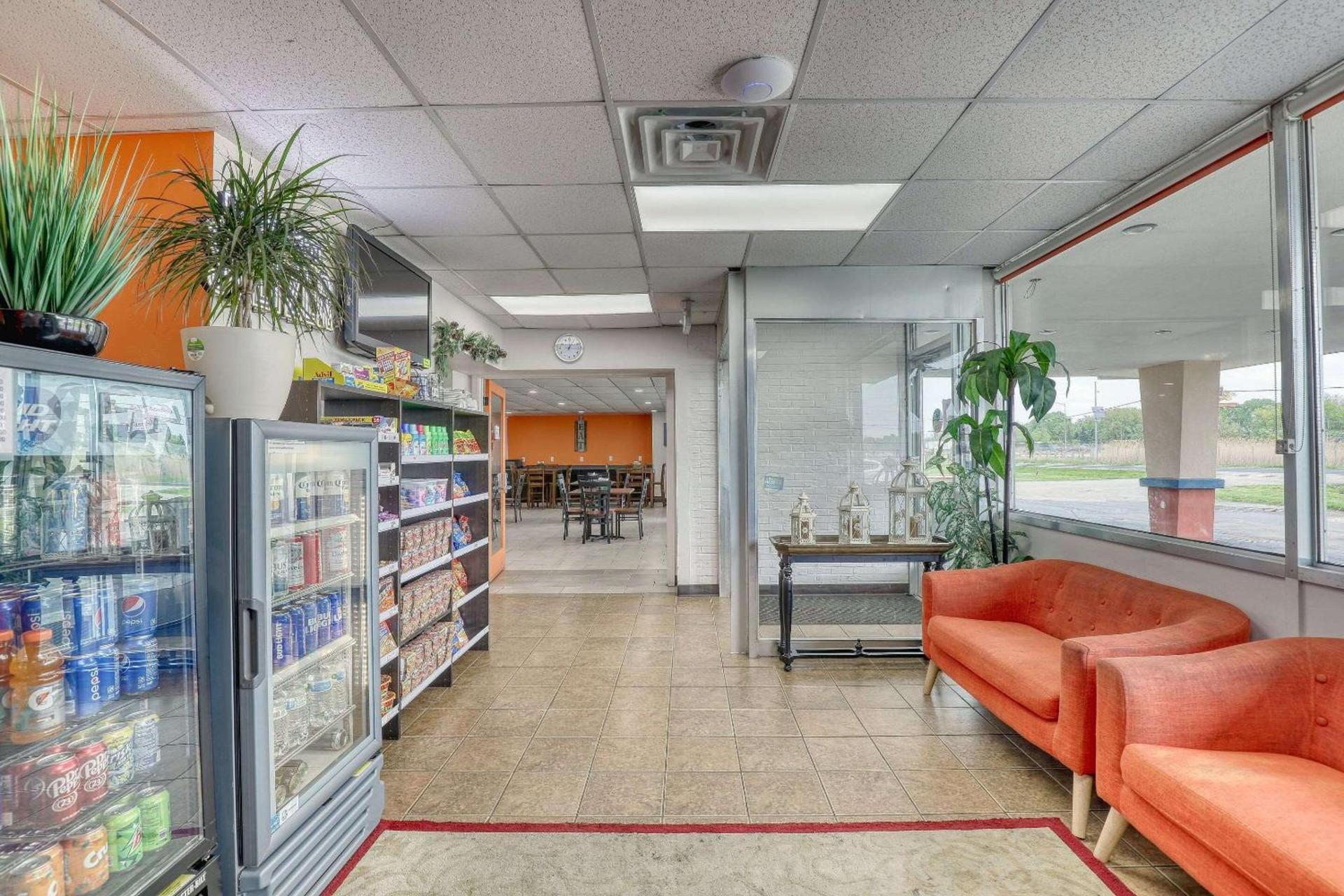 Suburban Studios Neenah-Appleton photo 12