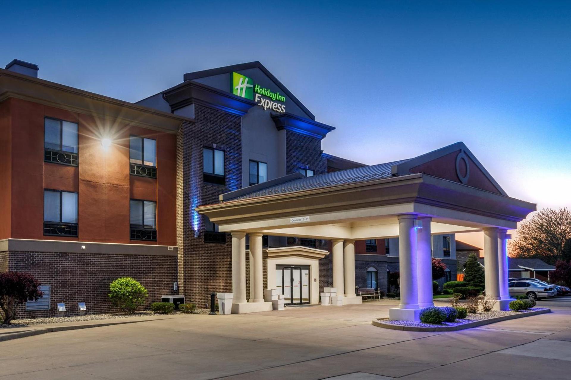Holiday Inn Express & Suites Shelbyville Indianapolis by IHG photo 42