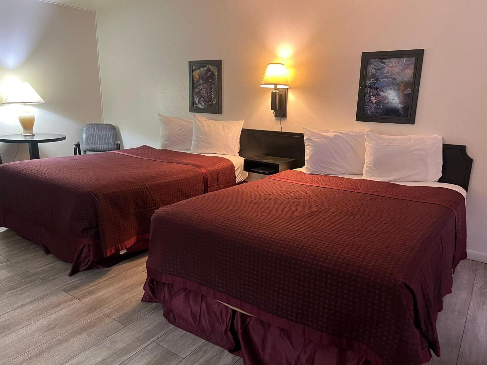 Central Motel photo 5