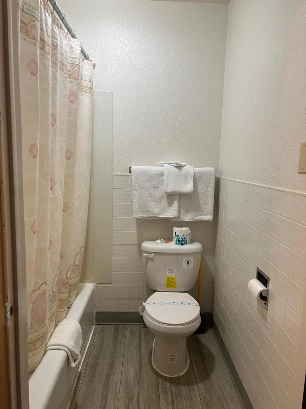 Central Motel photo 8