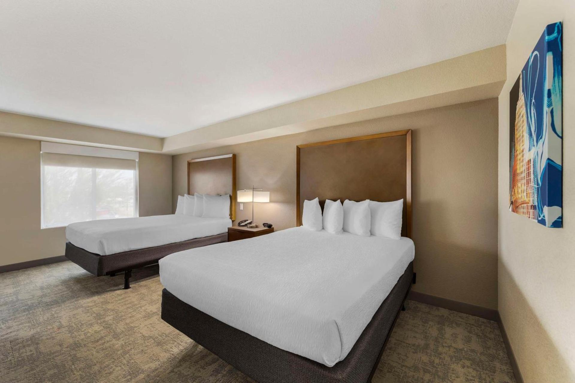 Best Western Plus Henderson Hotel photo 9