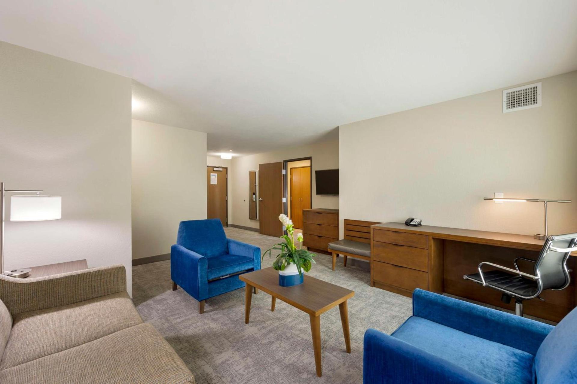 Best Western Plus Henderson Hotel photo 14