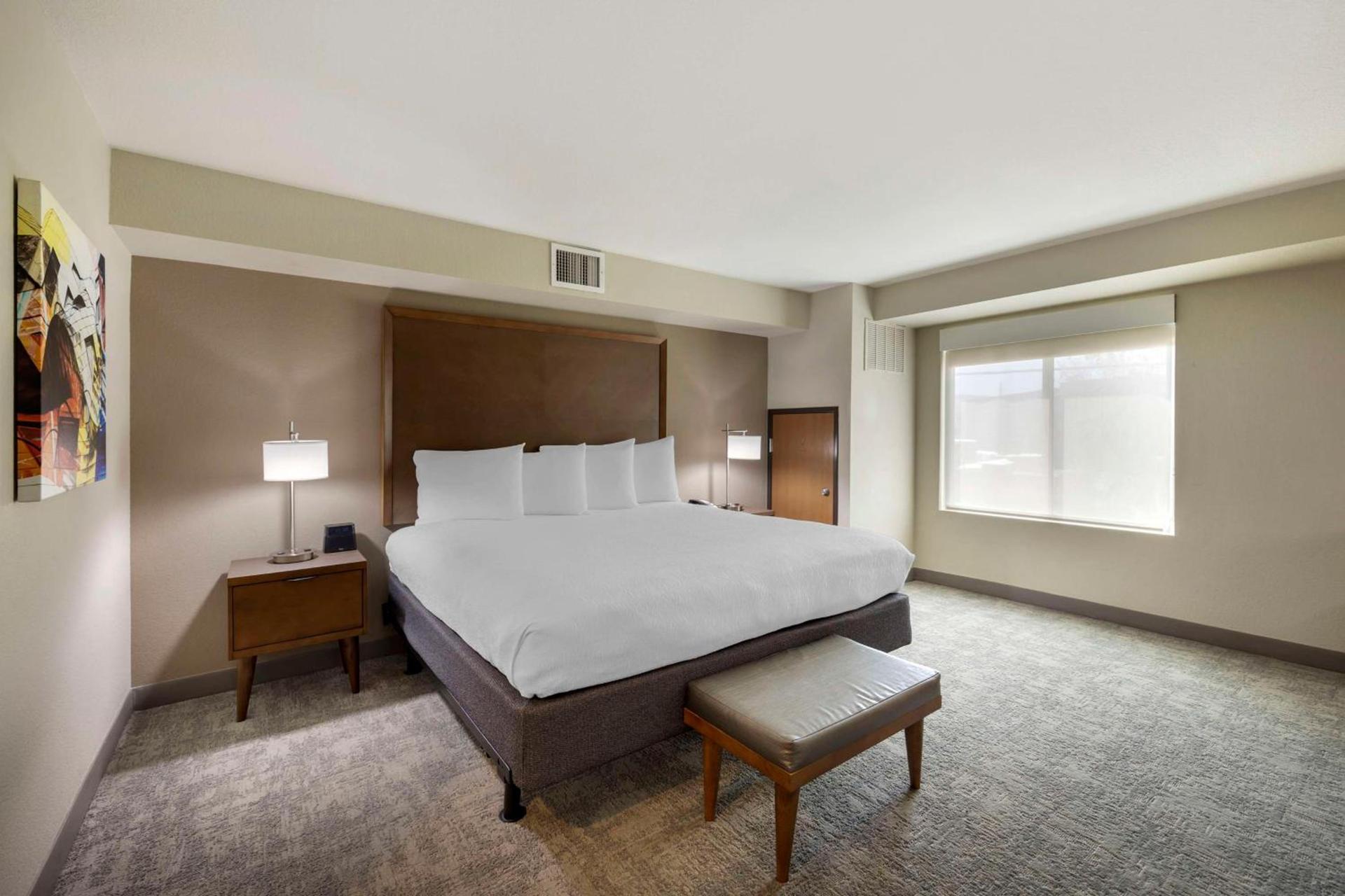 Best Western Plus Henderson Hotel photo 15