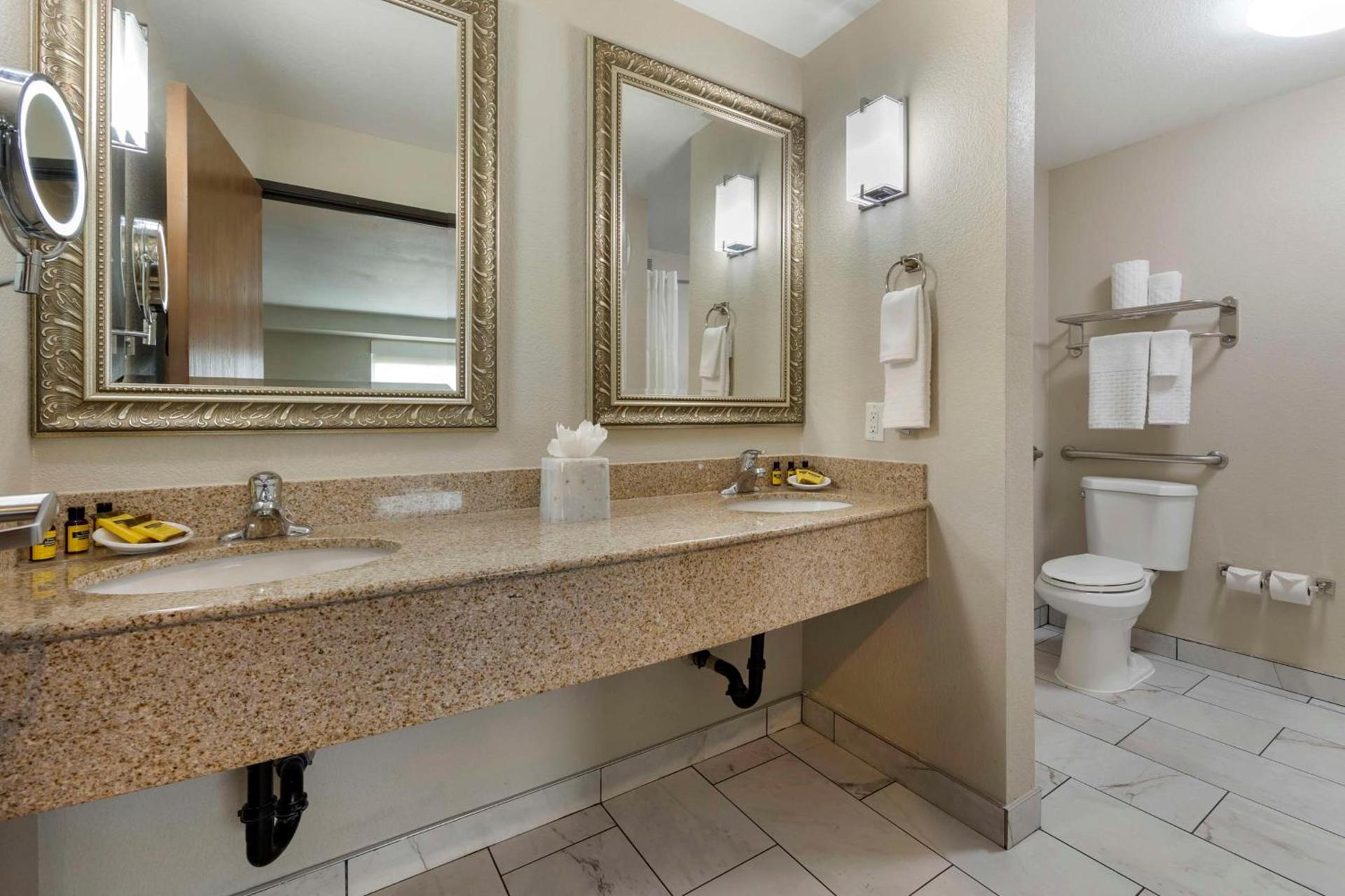 Best Western Plus Henderson Hotel photo 20