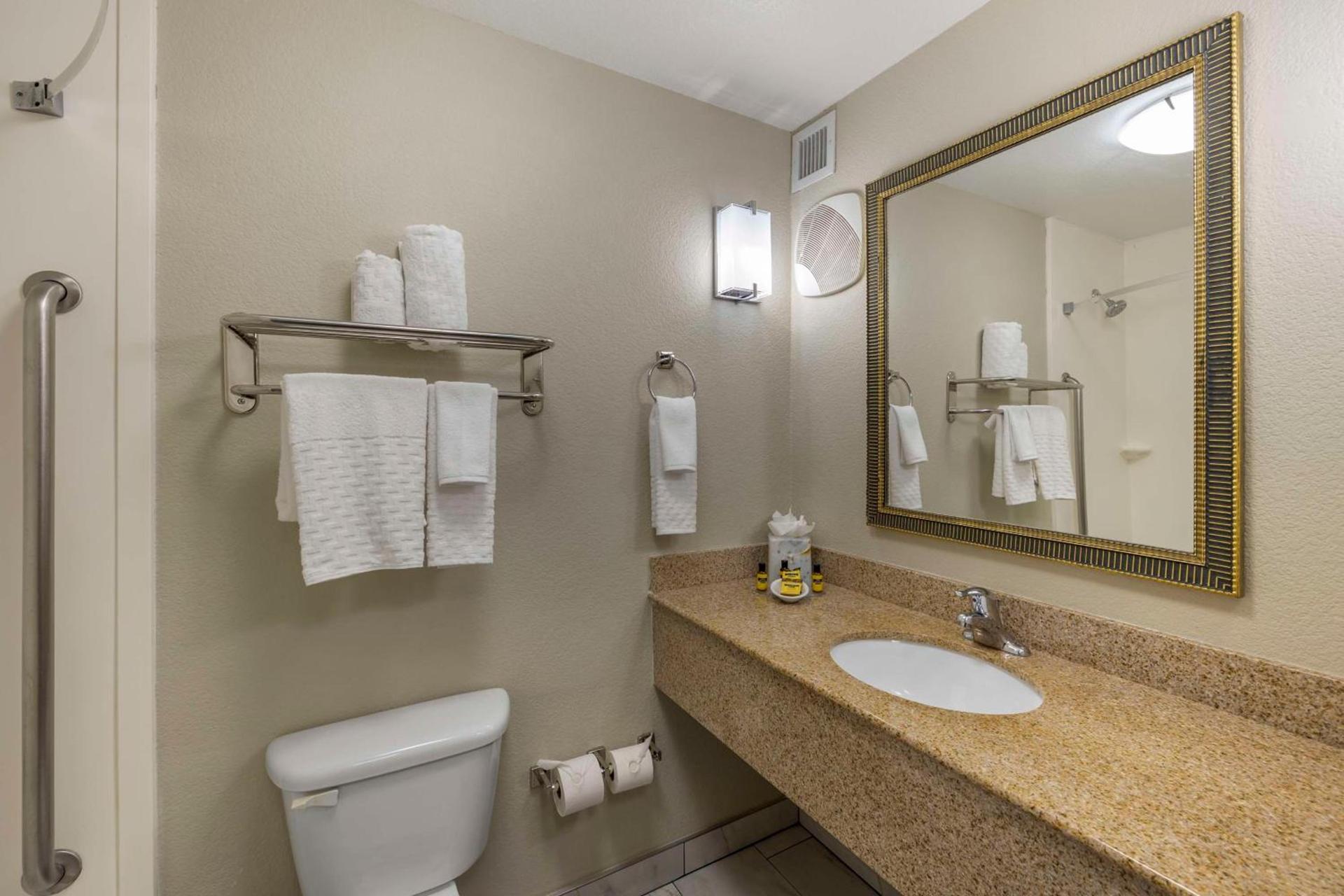 Best Western Plus Henderson Hotel photo 21