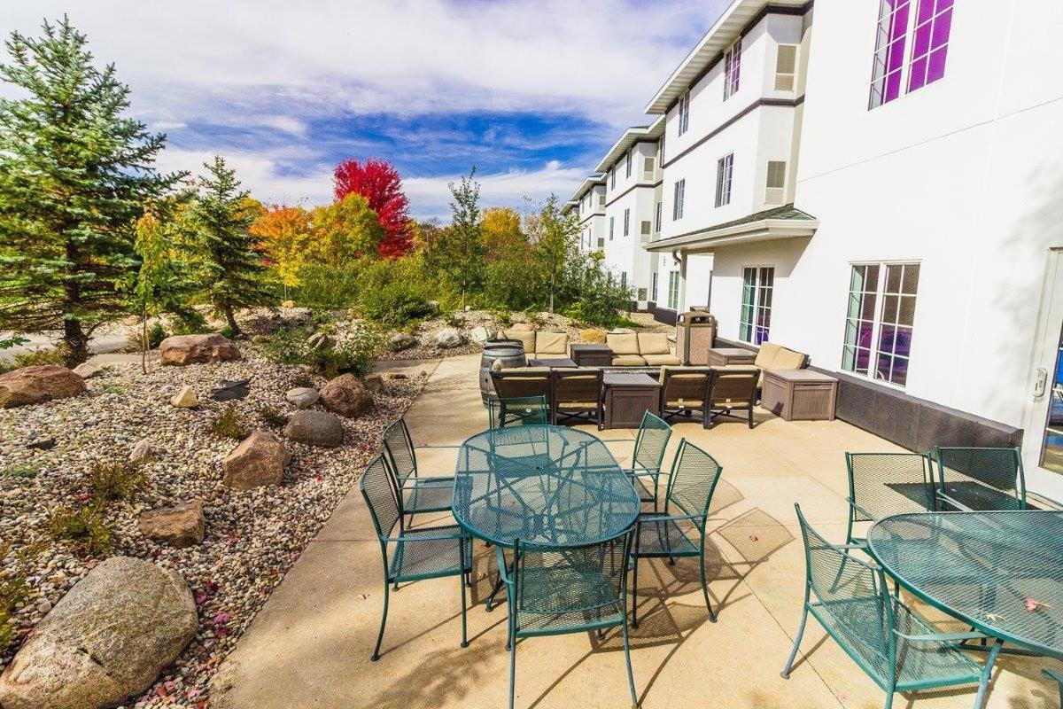 River Hills Hotel- Mankato photo 16