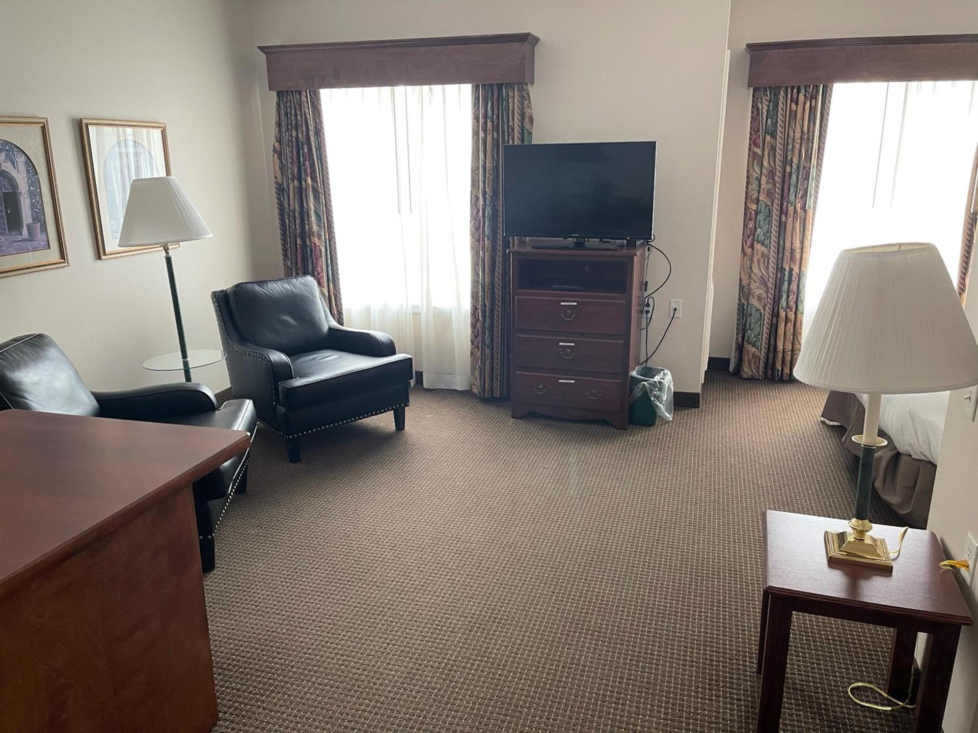 River Hills Hotel- Mankato photo 17