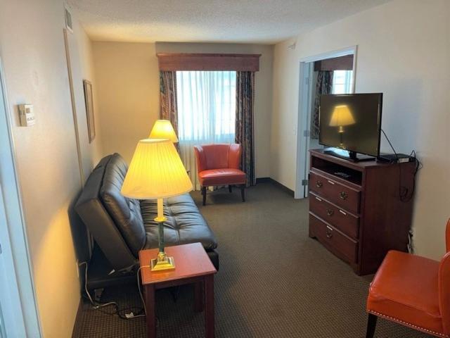River Hills Hotel- Mankato photo 24
