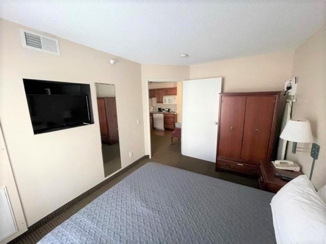 River Hills Hotel- Mankato photo 42