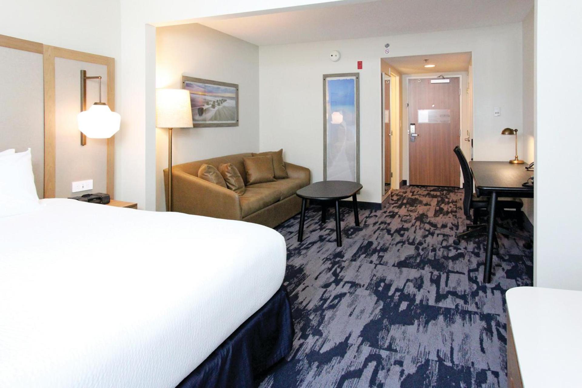 Fairfield Inn & Suites by Marriott Charleston Airport/Convention Center photo 2