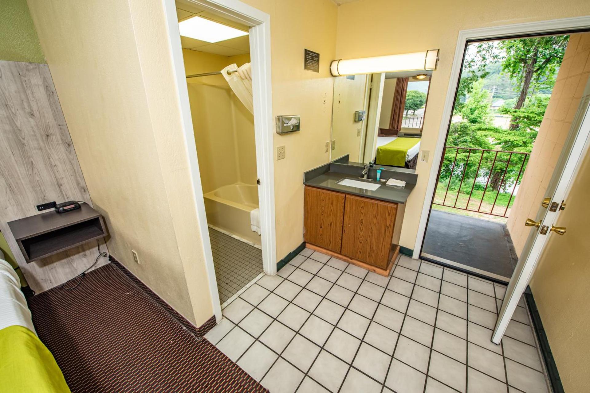 River Place Inn photo 20