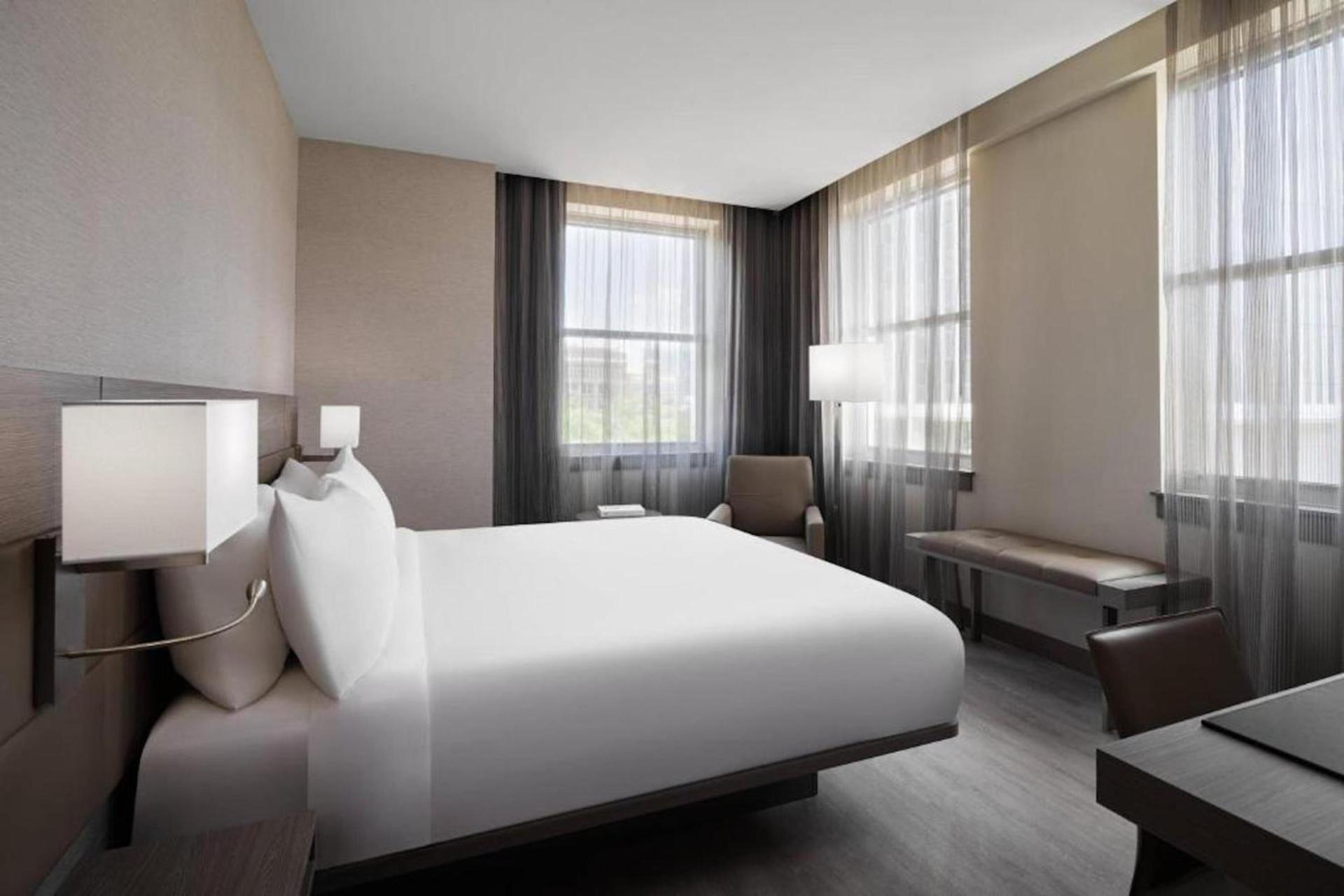 AC Hotel by Marriott Little Rock Downtown photo 4