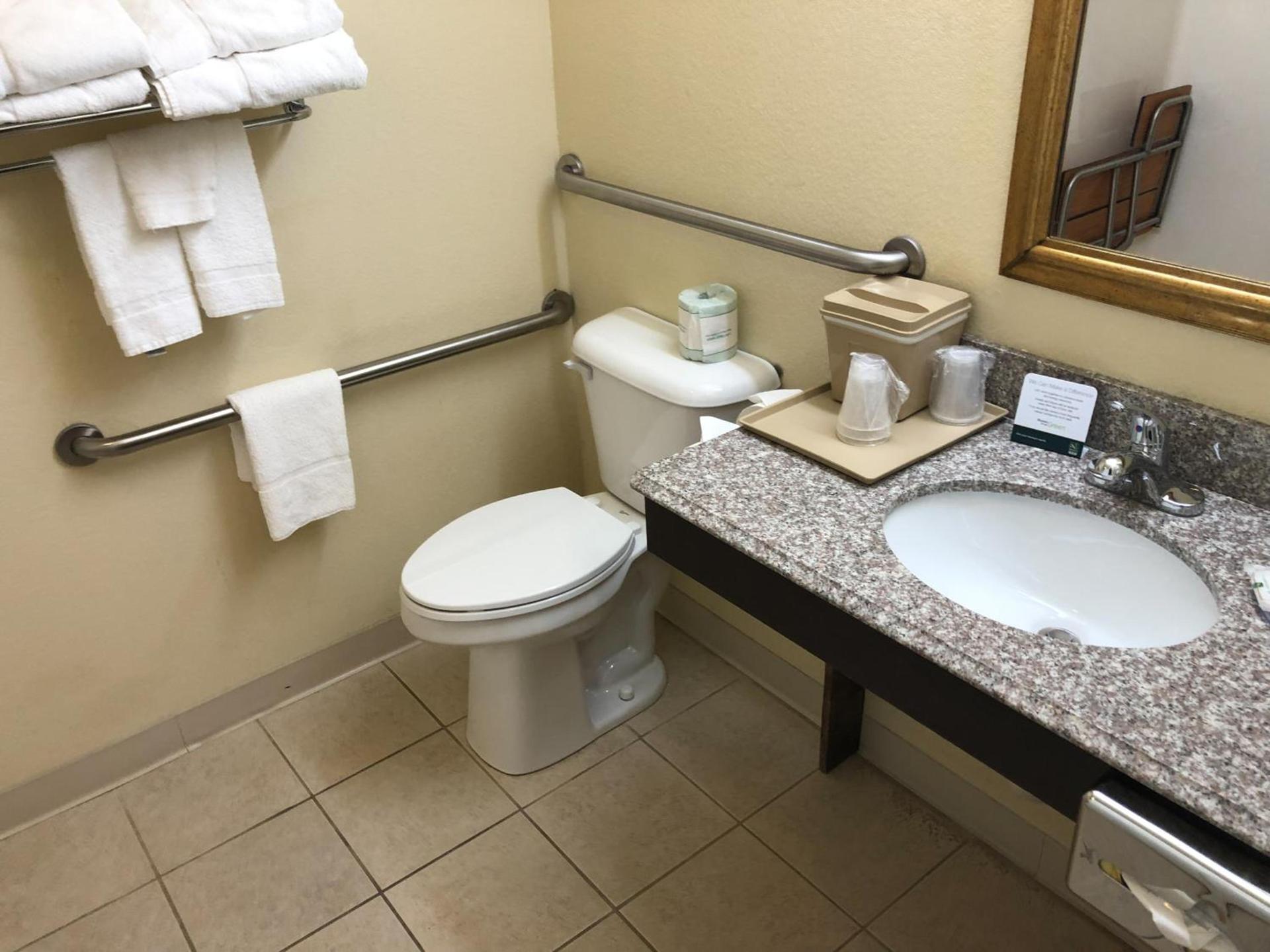 Quality Inn & Suites Alma I-40 photo 48