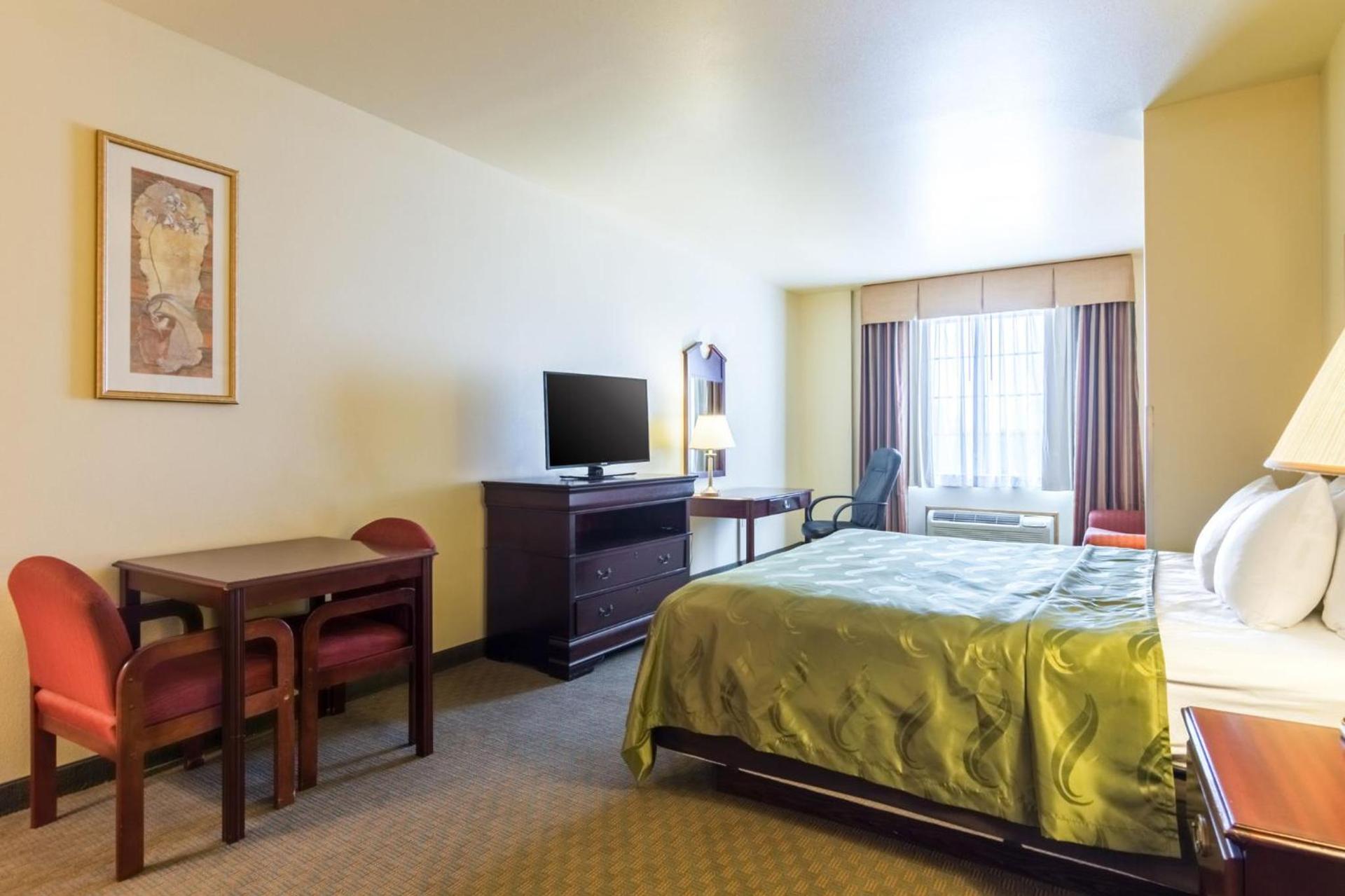 Quality Inn & Suites Alma I-40 photo 52