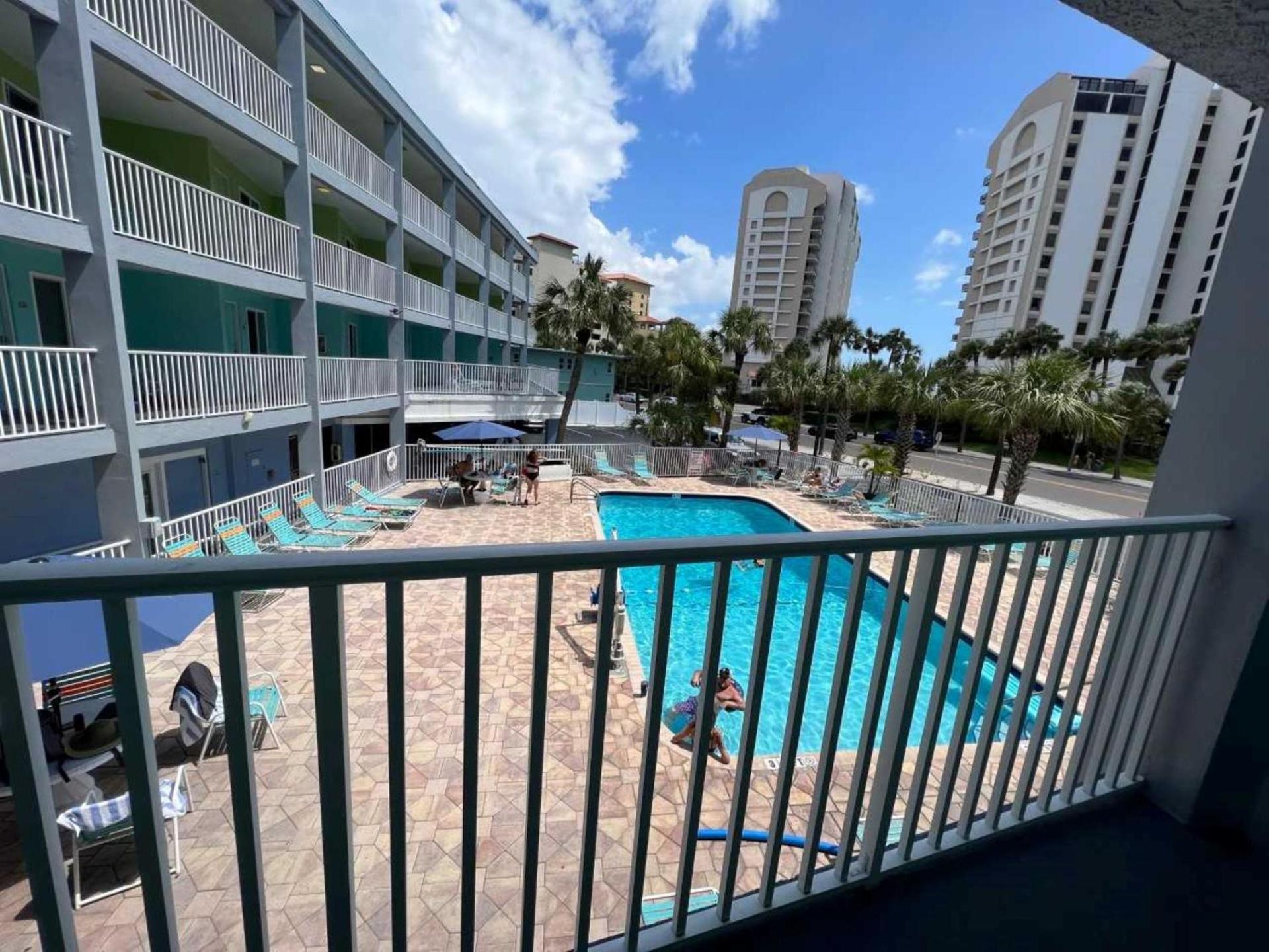Pelican Pointe Clearwater Beach Hotel photo 15