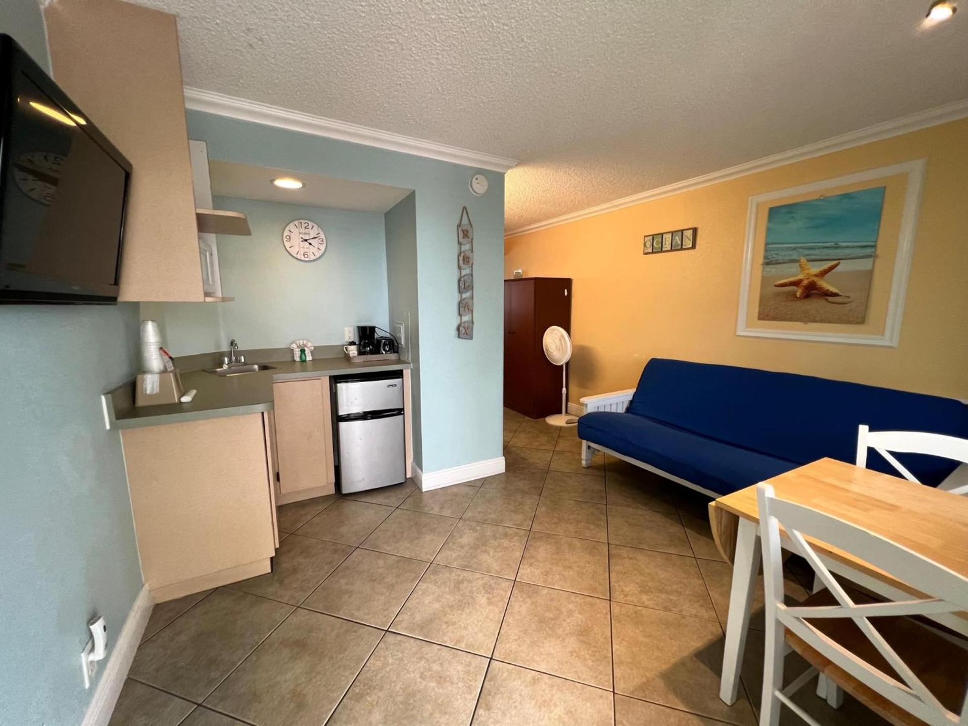 Pelican Pointe Clearwater Beach Hotel photo 31