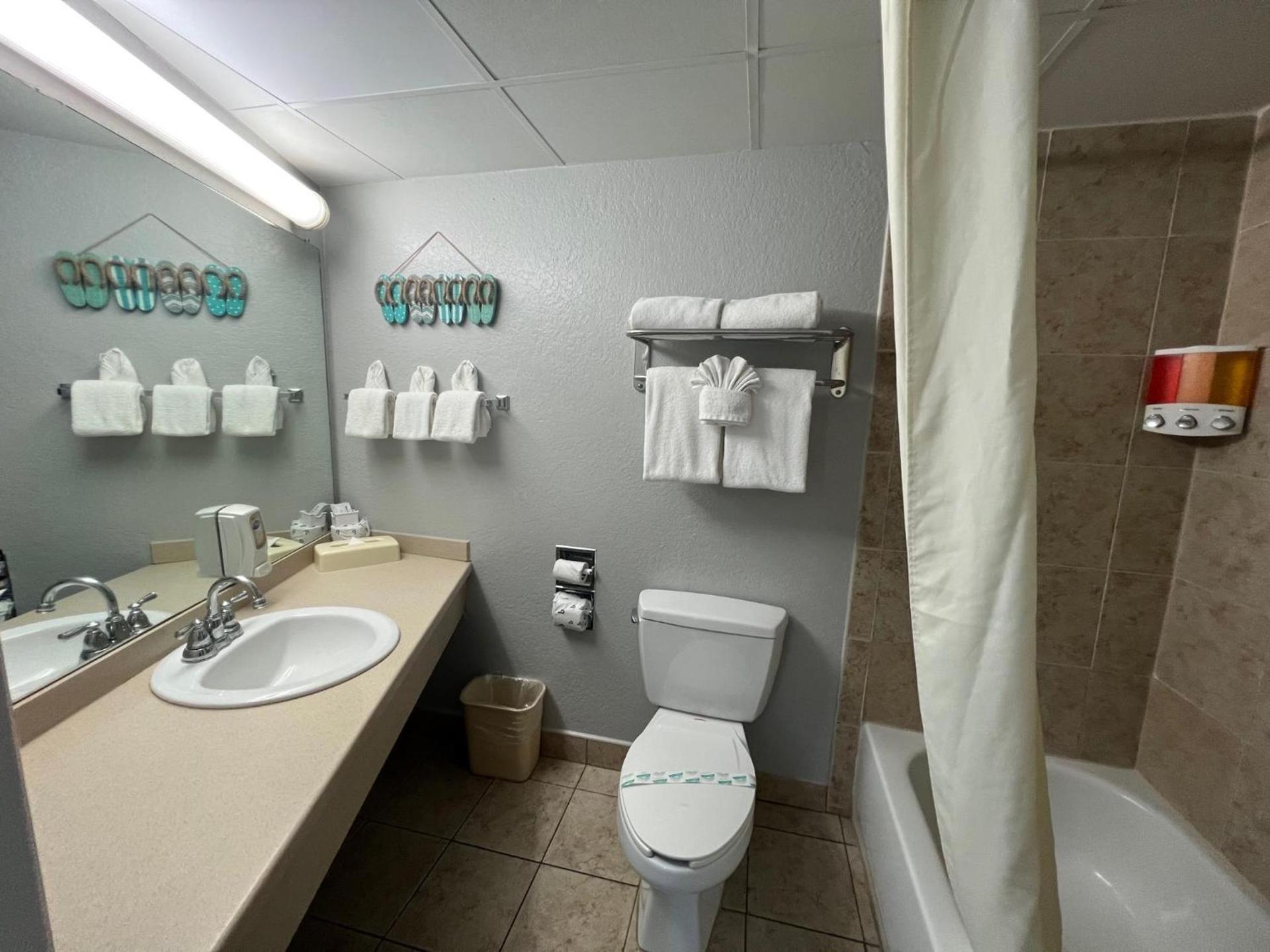 Pelican Pointe Clearwater Beach Hotel photo 39