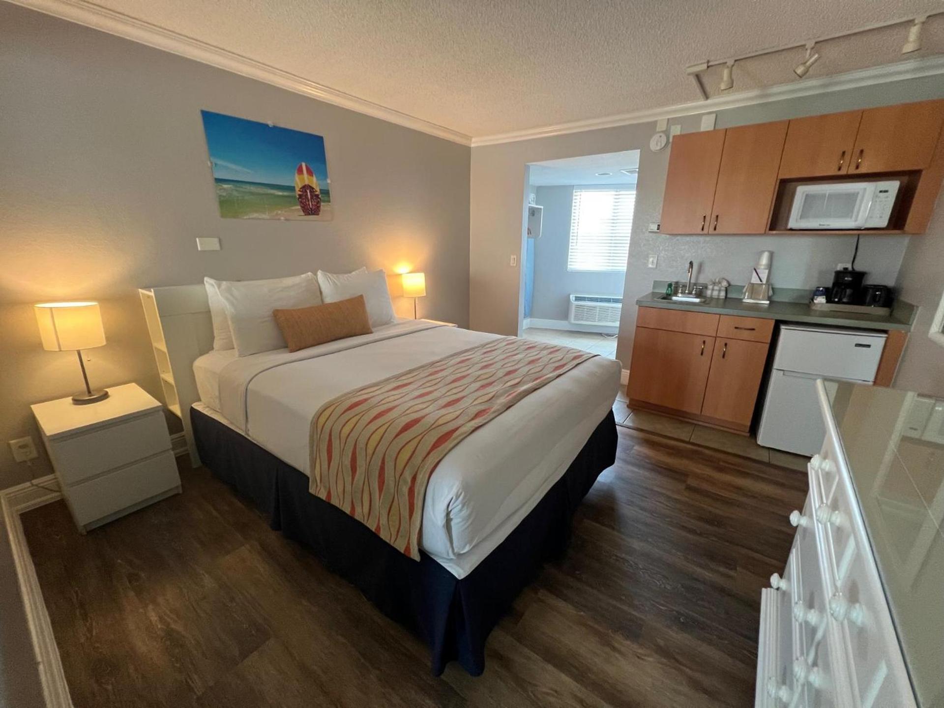 Pelican Pointe Clearwater Beach Hotel photo 40