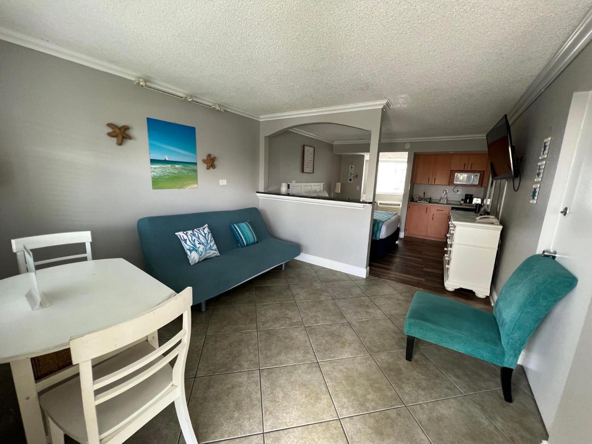 Pelican Pointe Clearwater Beach Hotel photo 42