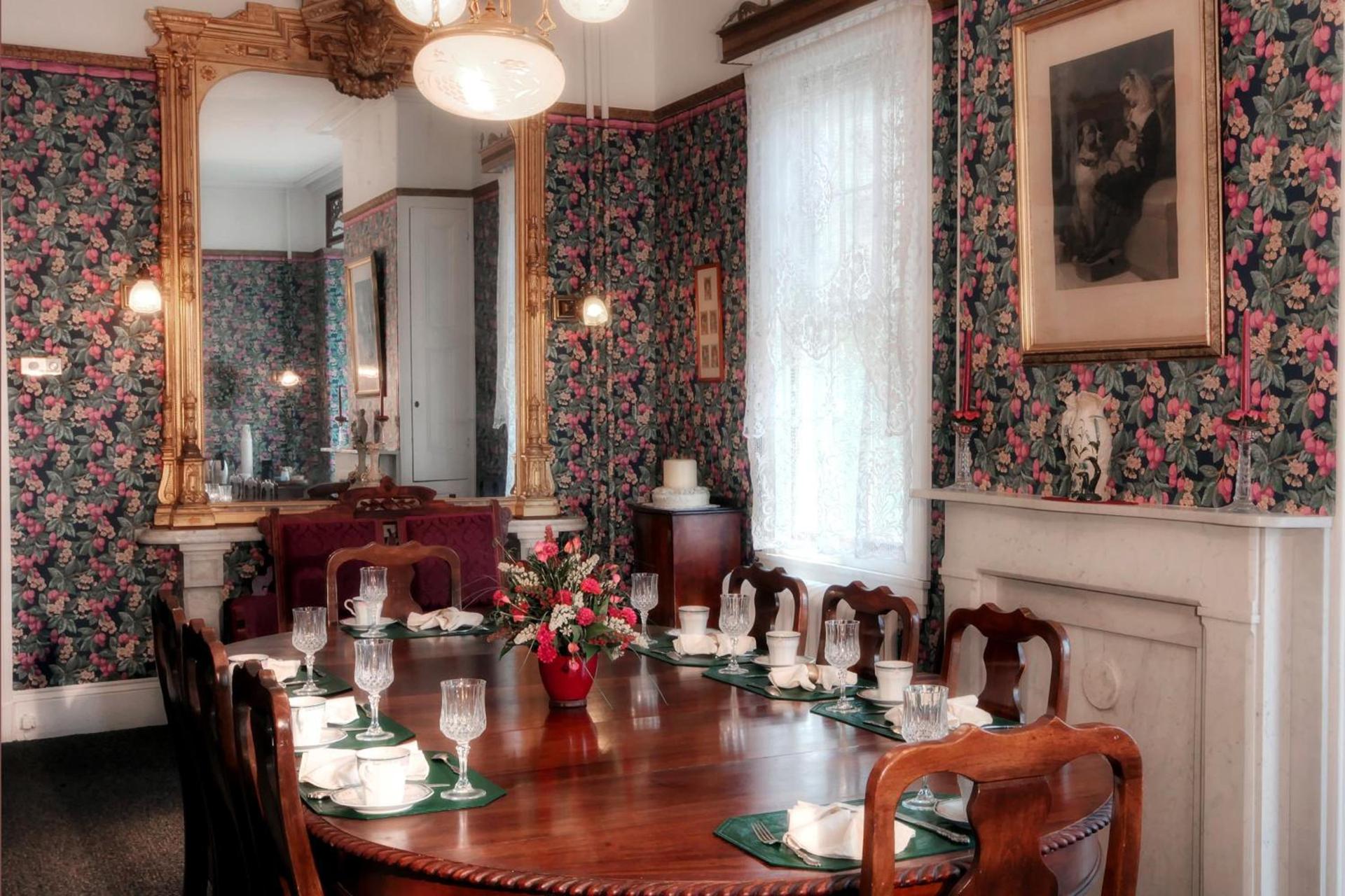 Wilbraham Mansion photo 36