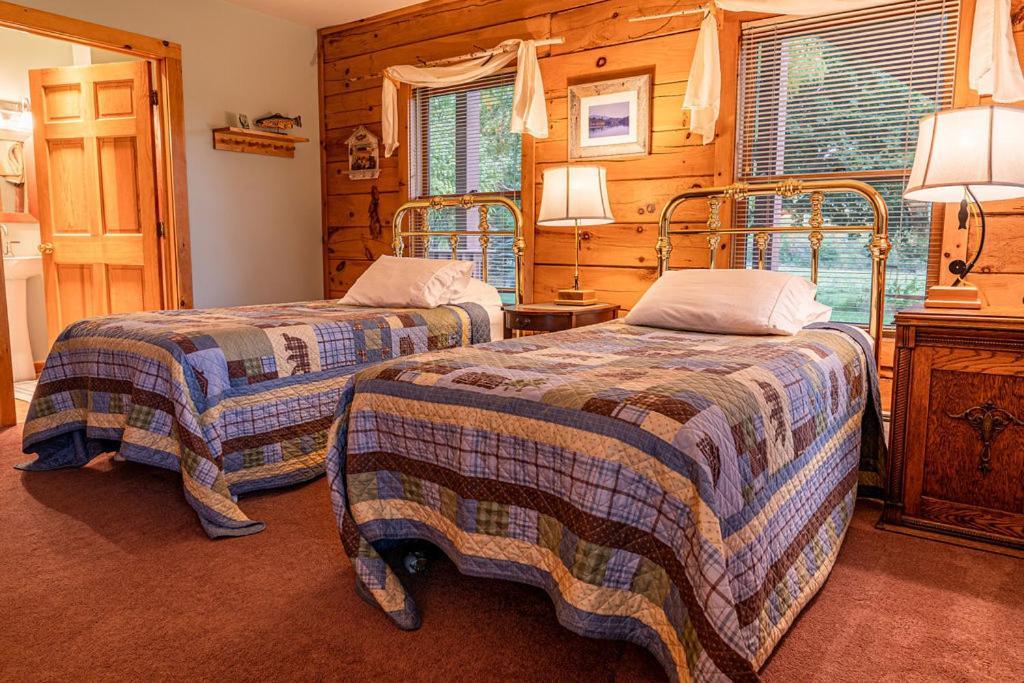 Point Au Roche Lodge photo 29