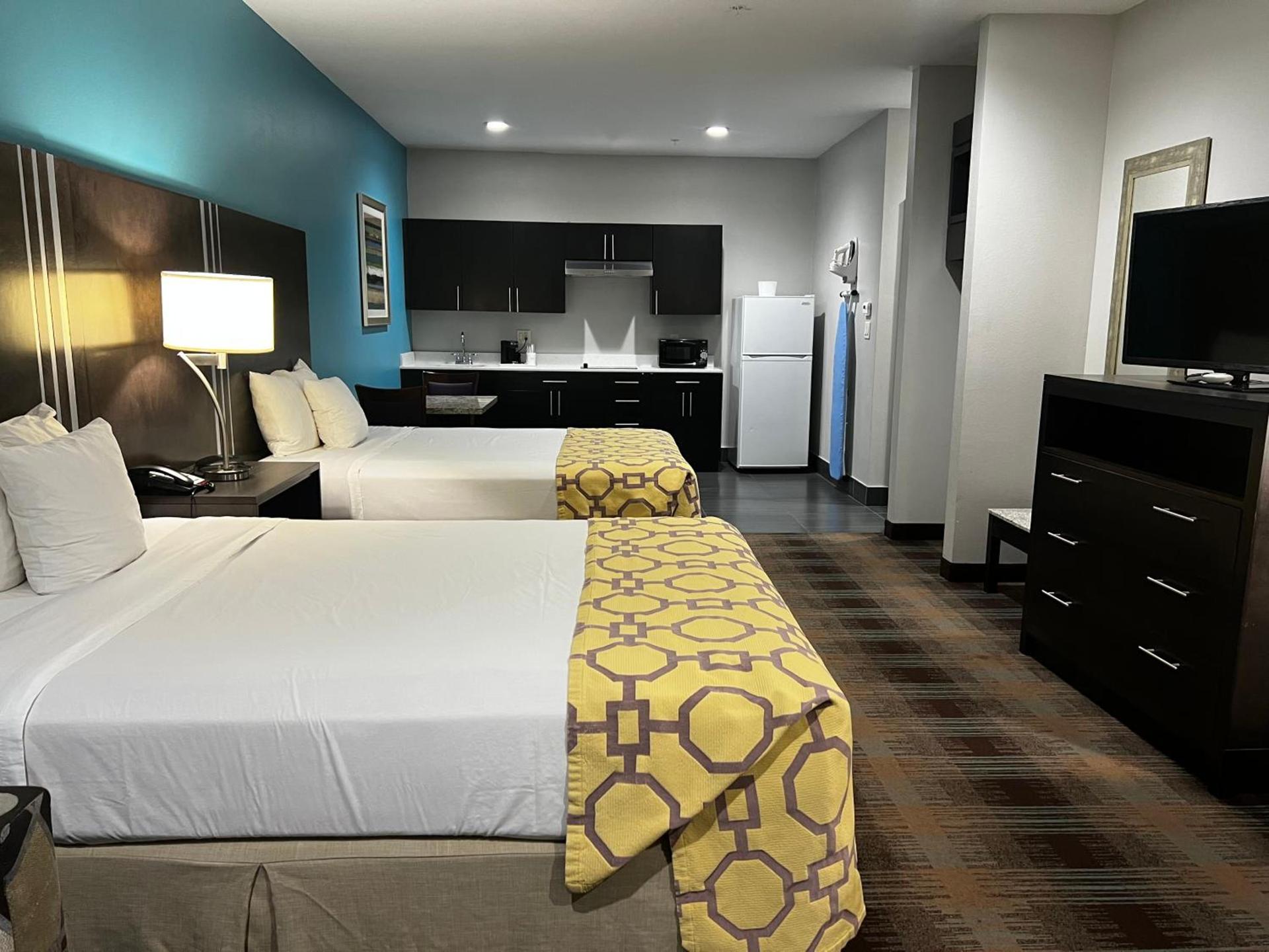 Baymont by Wyndham Bryan College Station photo 26