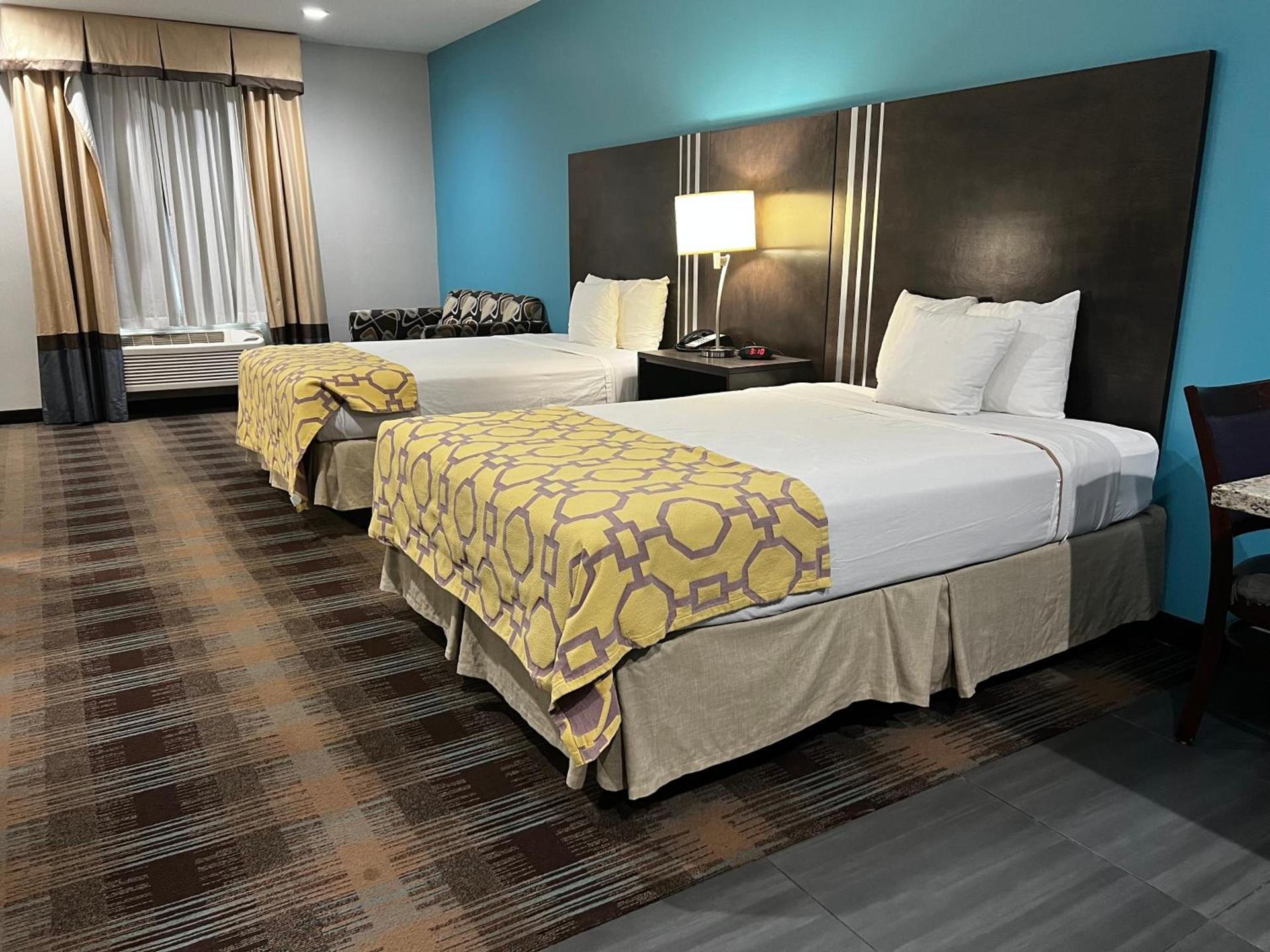 Baymont by Wyndham Bryan College Station photo 30