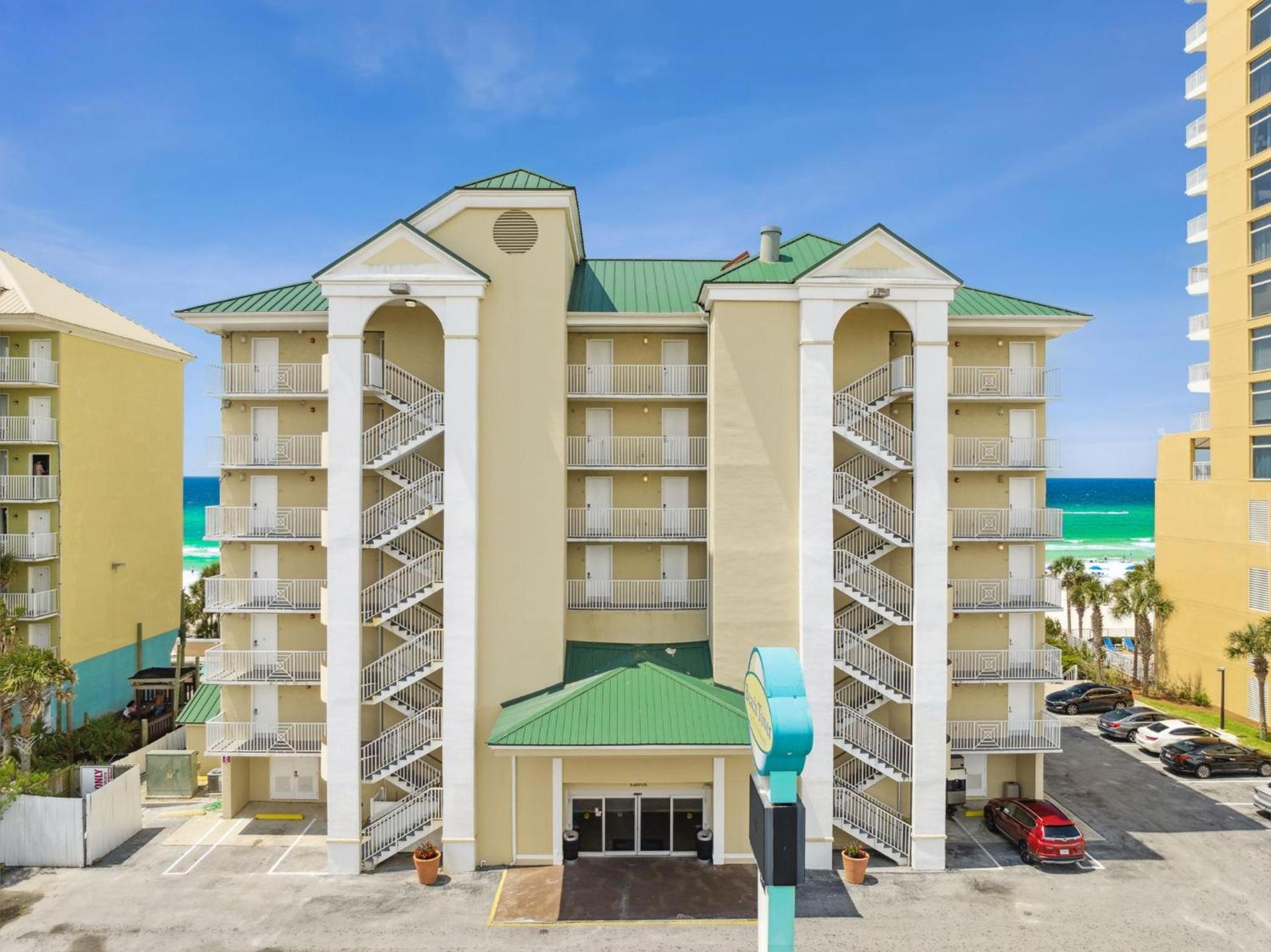 Palm & Tide Beachfront Hotel photo 2