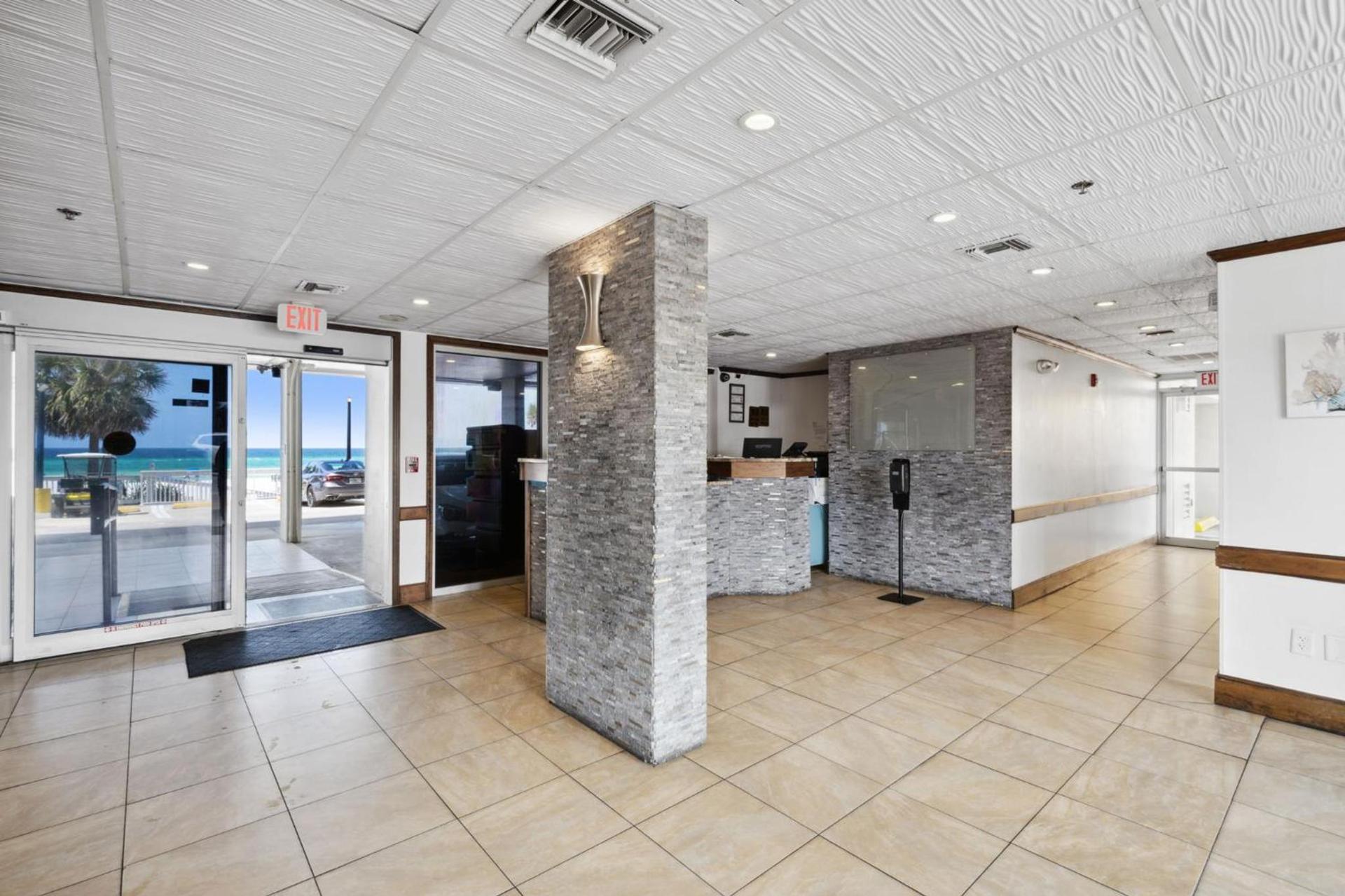 Palm & Tide Beachfront Hotel photo 55