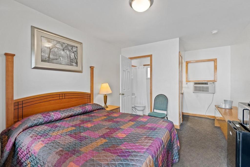 Riviera Motel photo 2