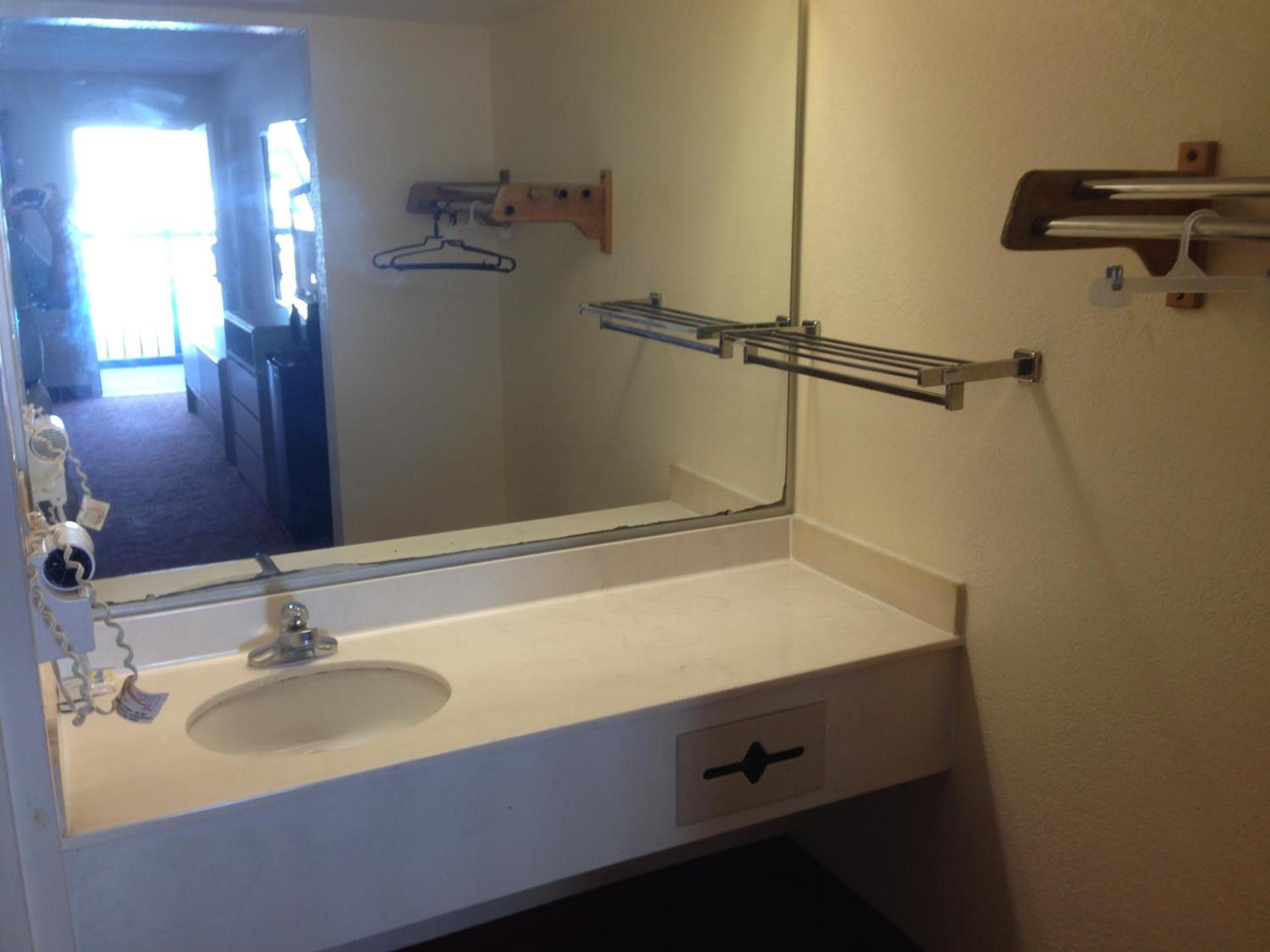 Sky Suites photo 14