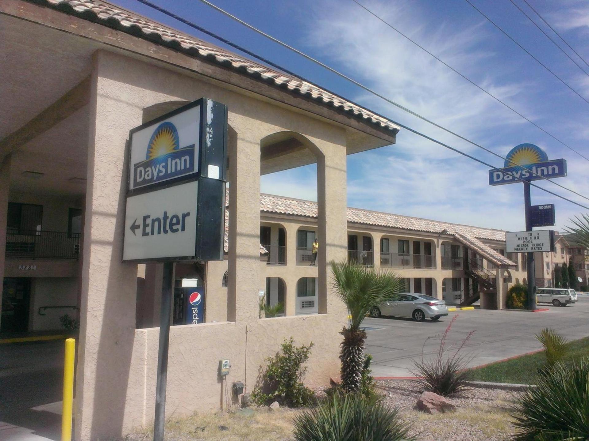 Days Inn by Wyndham Kingman East photo 19