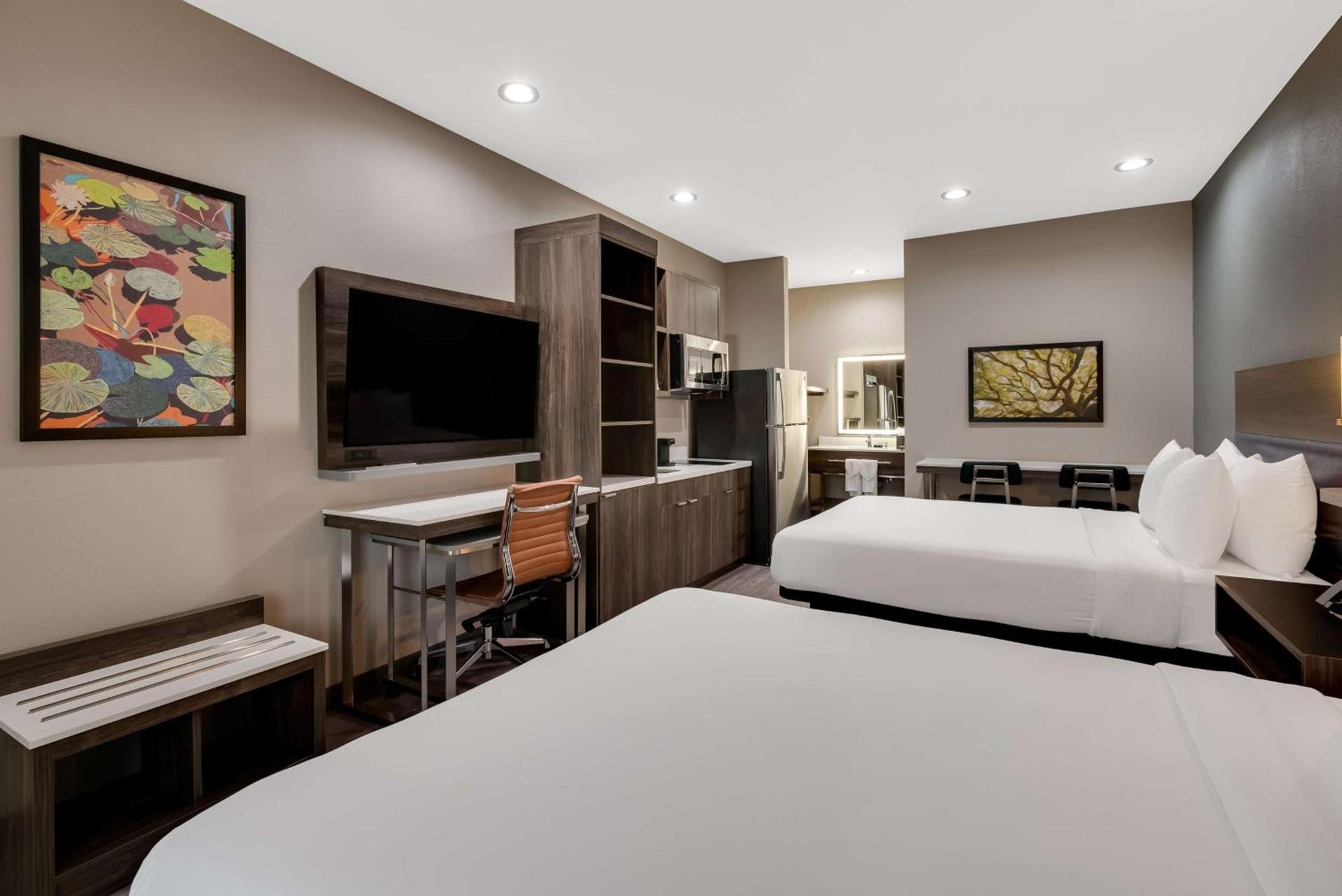Best Western La Place Inn photo 9