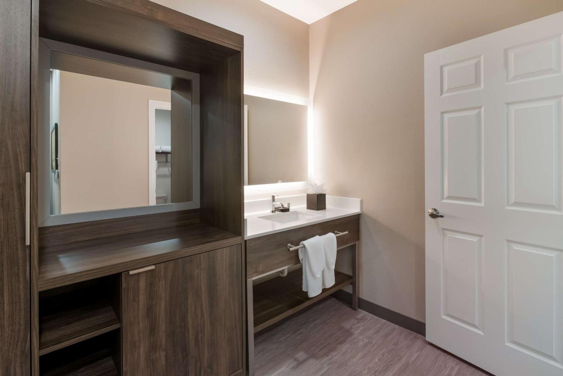 Best Western La Place Inn photo 14