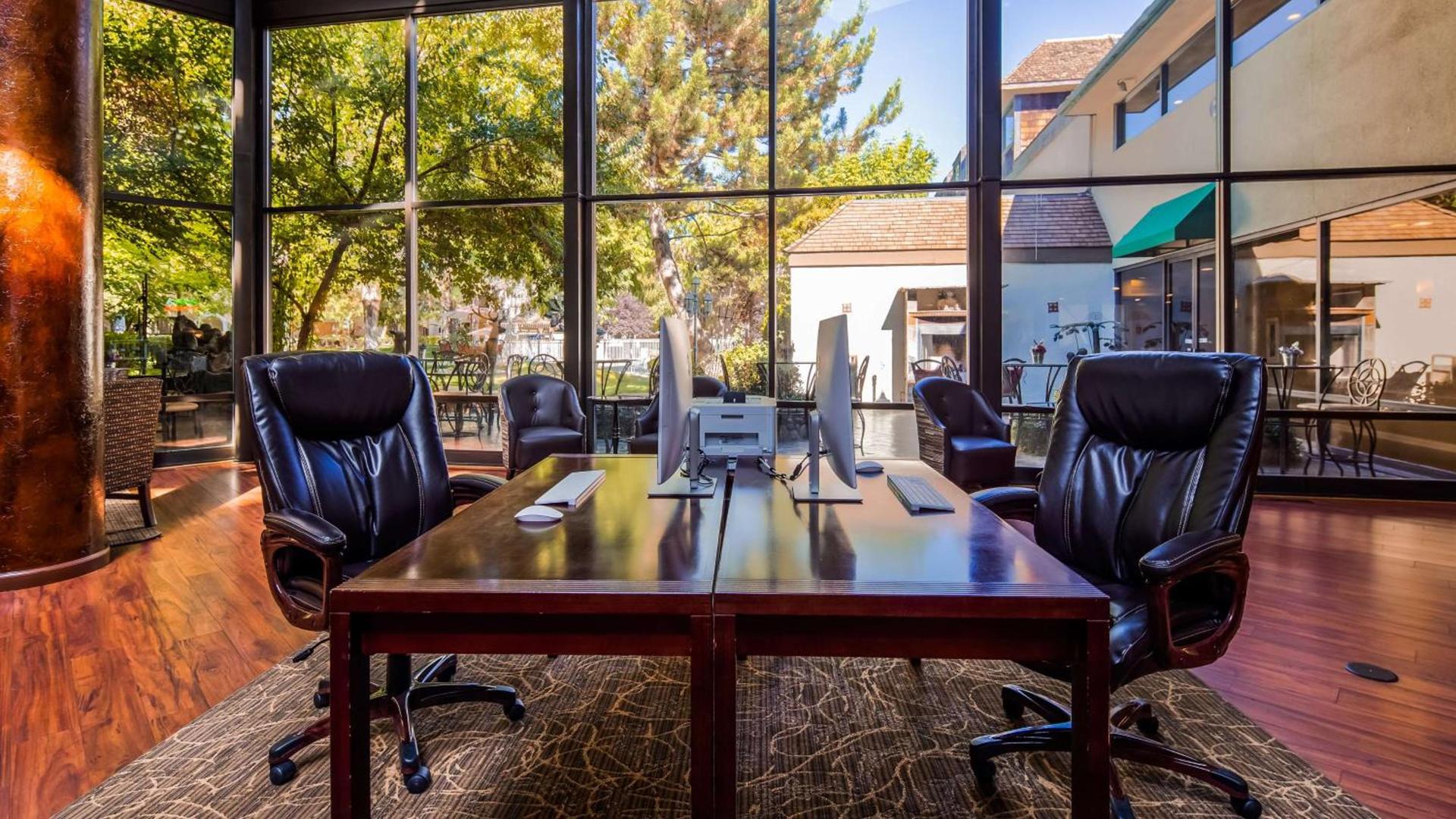 SureStay Plus Hotel by Best Western Reno Airport photo 37