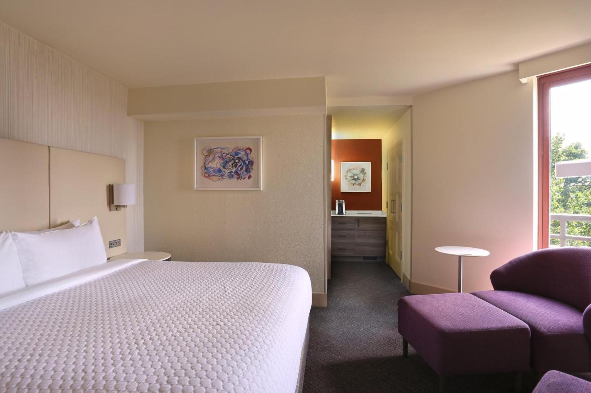 Crowne Plaza Atlanta Perimeter at Ravinia by IHG photo 40