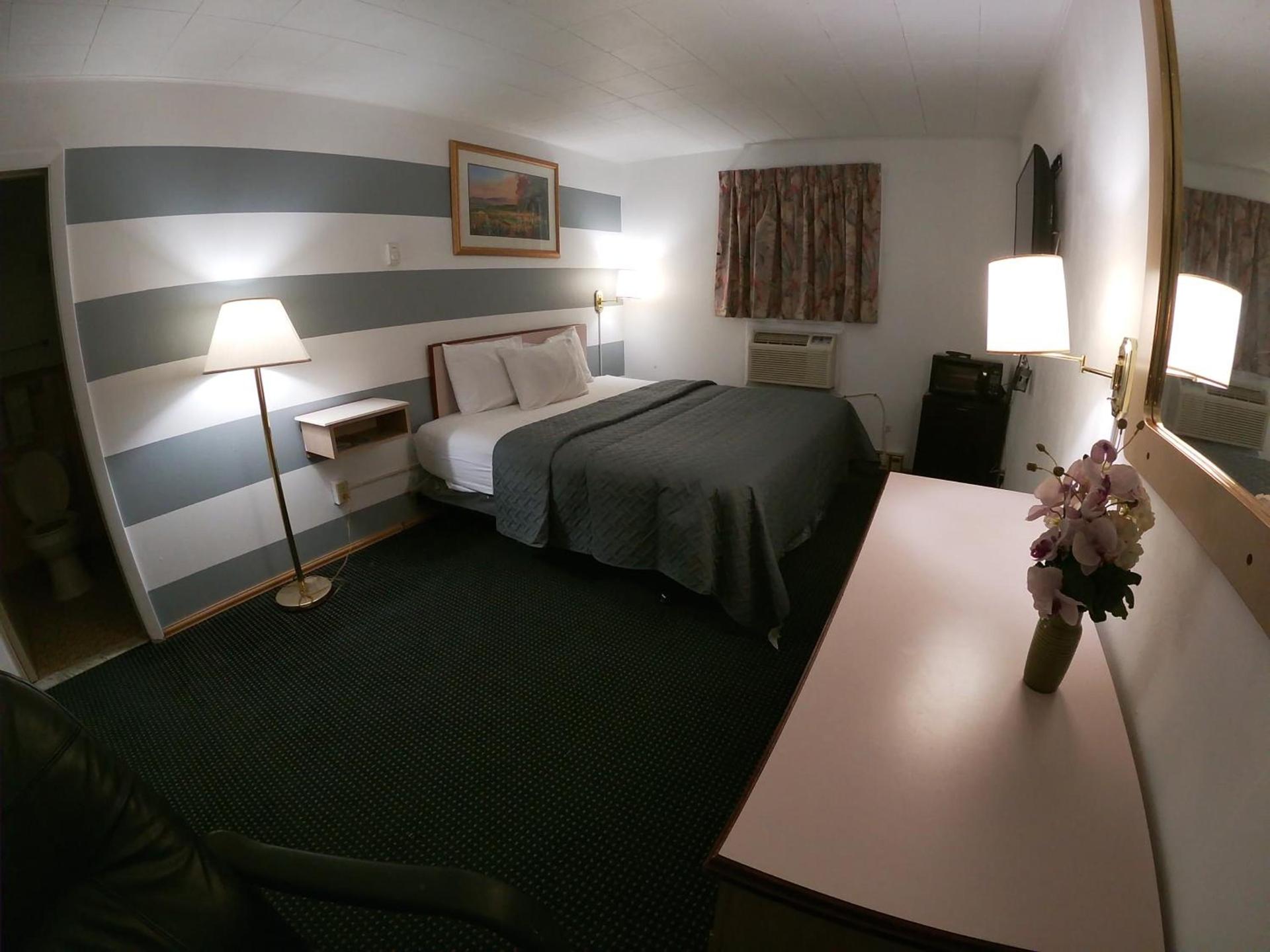 Budget Inn Clearfield PA photo 30