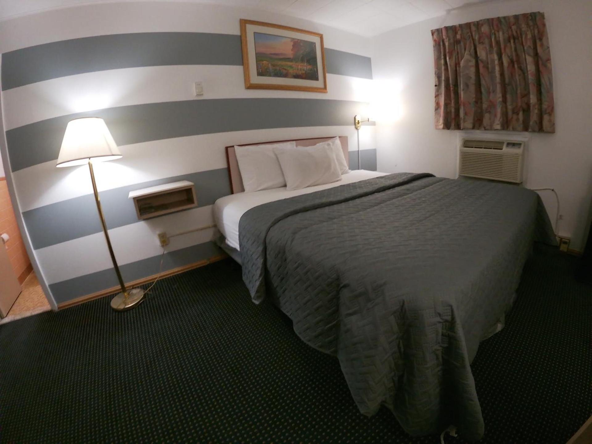 Budget Inn Clearfield PA photo 33