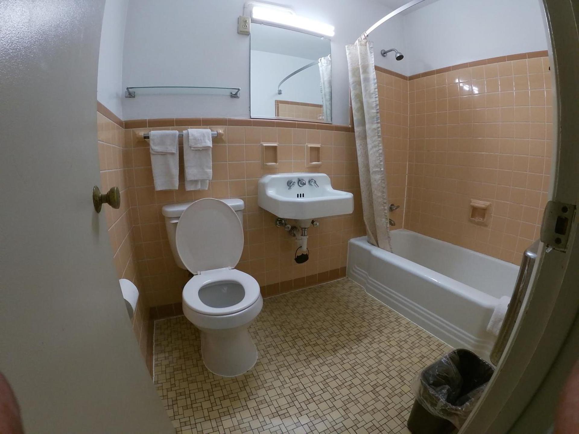 Budget Inn Clearfield PA photo 32