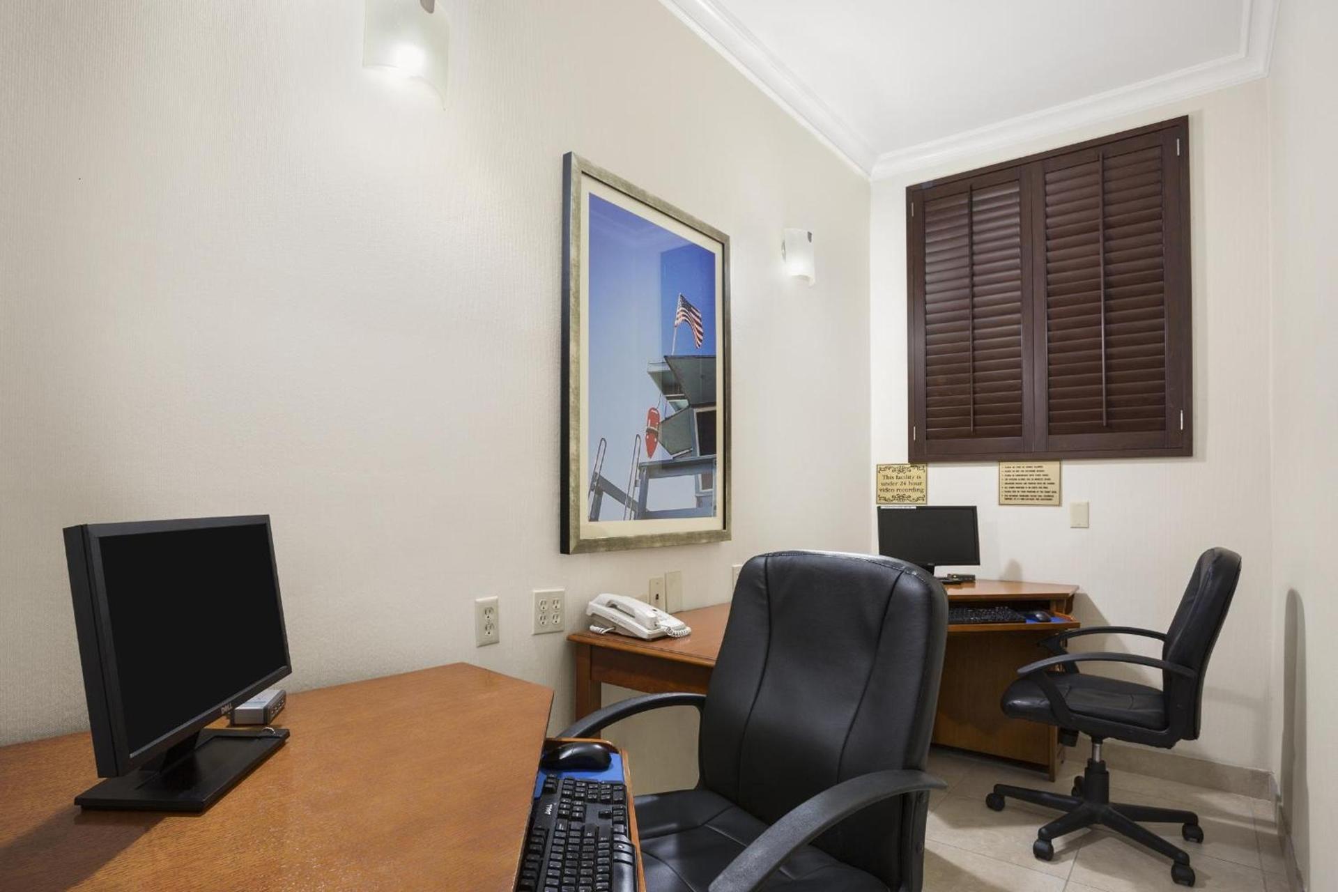 SureStay Hotel by Best Western Santa Monica photo 70