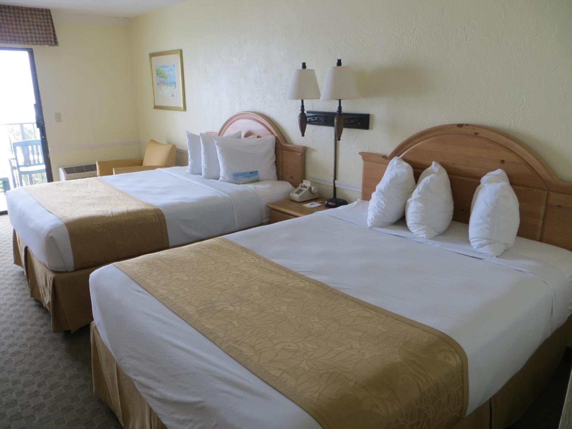 Days Inn by Wyndham Daytona Oceanfront photo 55