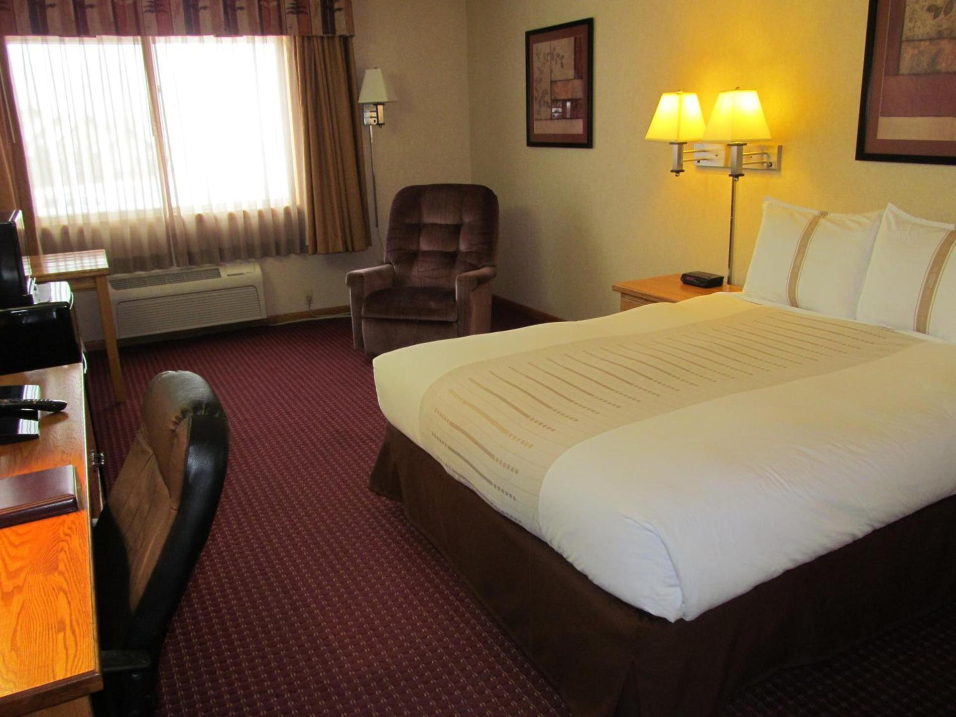 Fireside Inn and Suites photo 56