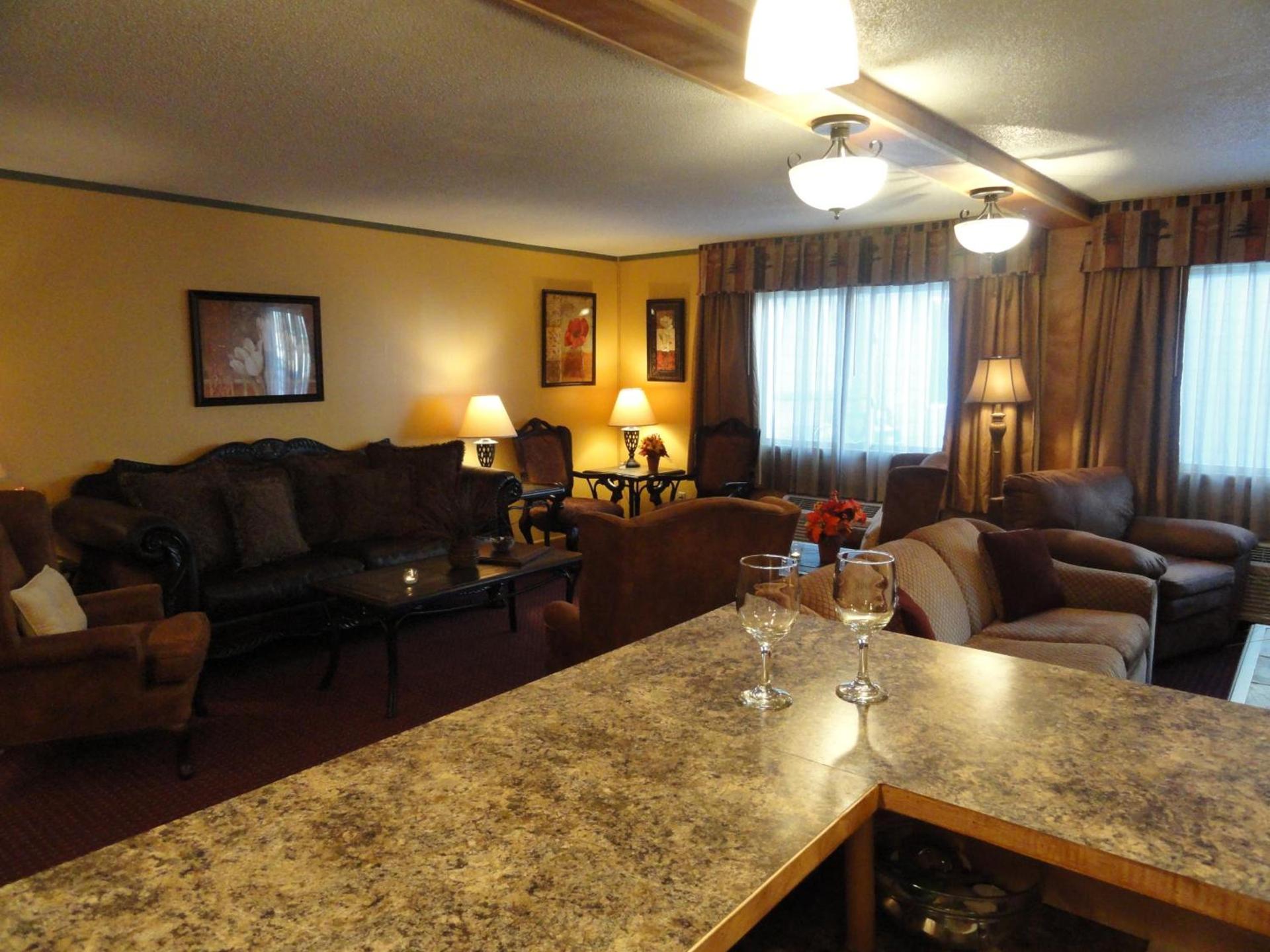Fireside Inn and Suites photo 57