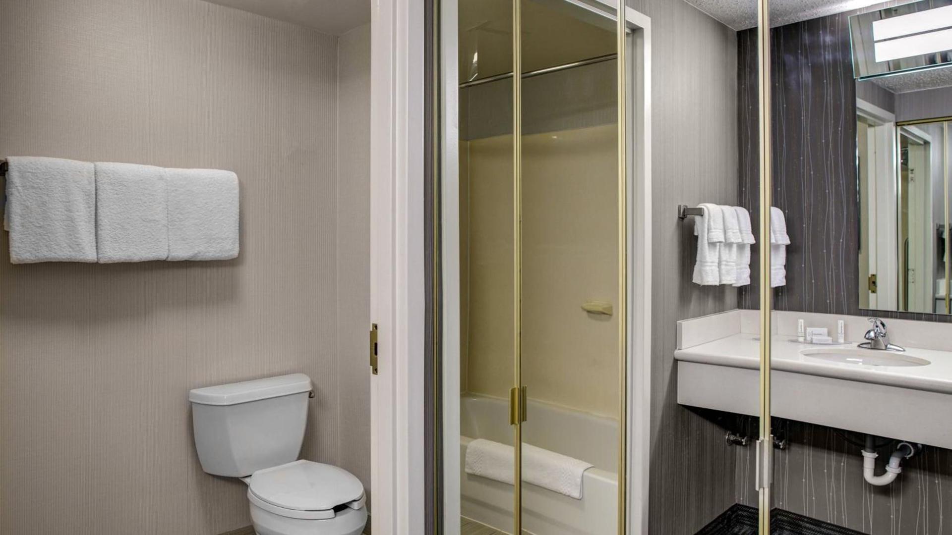 Courtyard by Marriott Cleveland Westlake photo 31